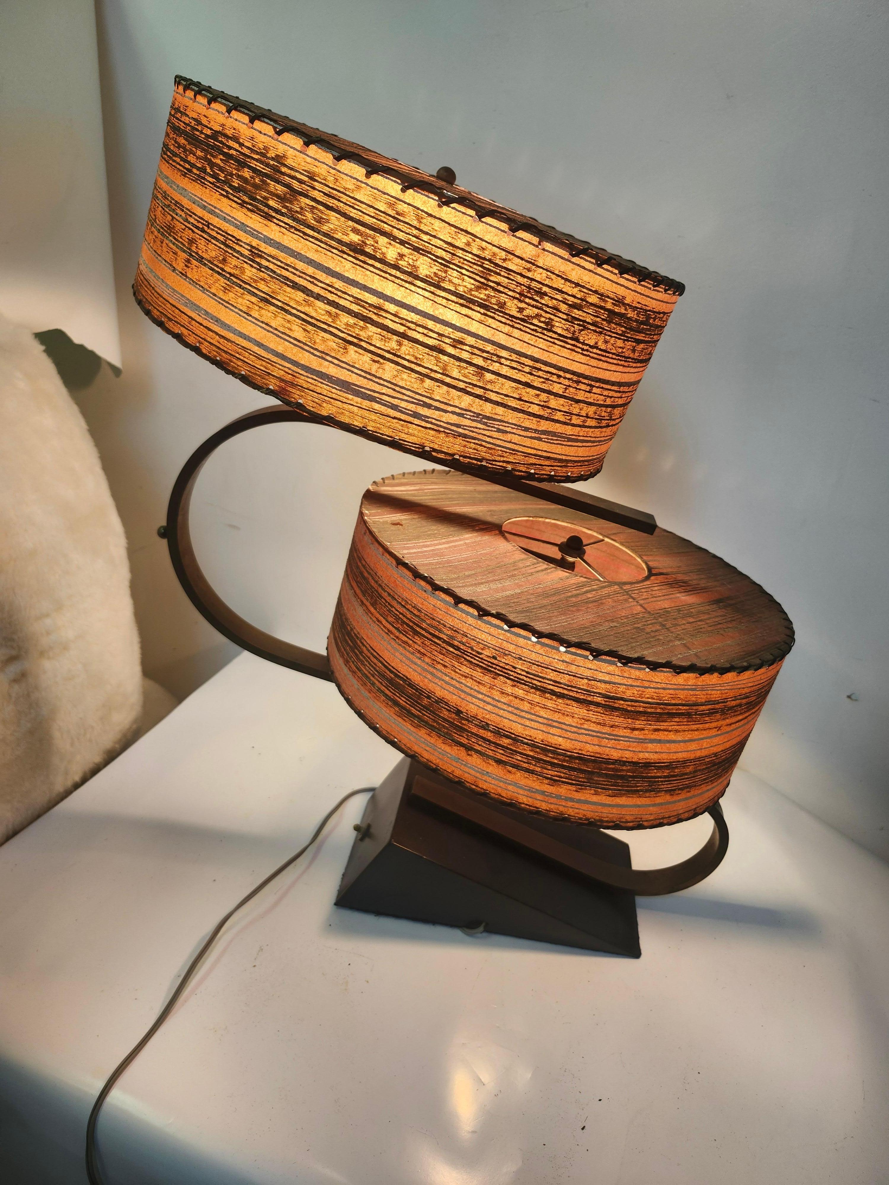 Brass Mid-Century Modern Sculptural Zee Lamp by Majestic Lamp Co. C 1955 For Sale