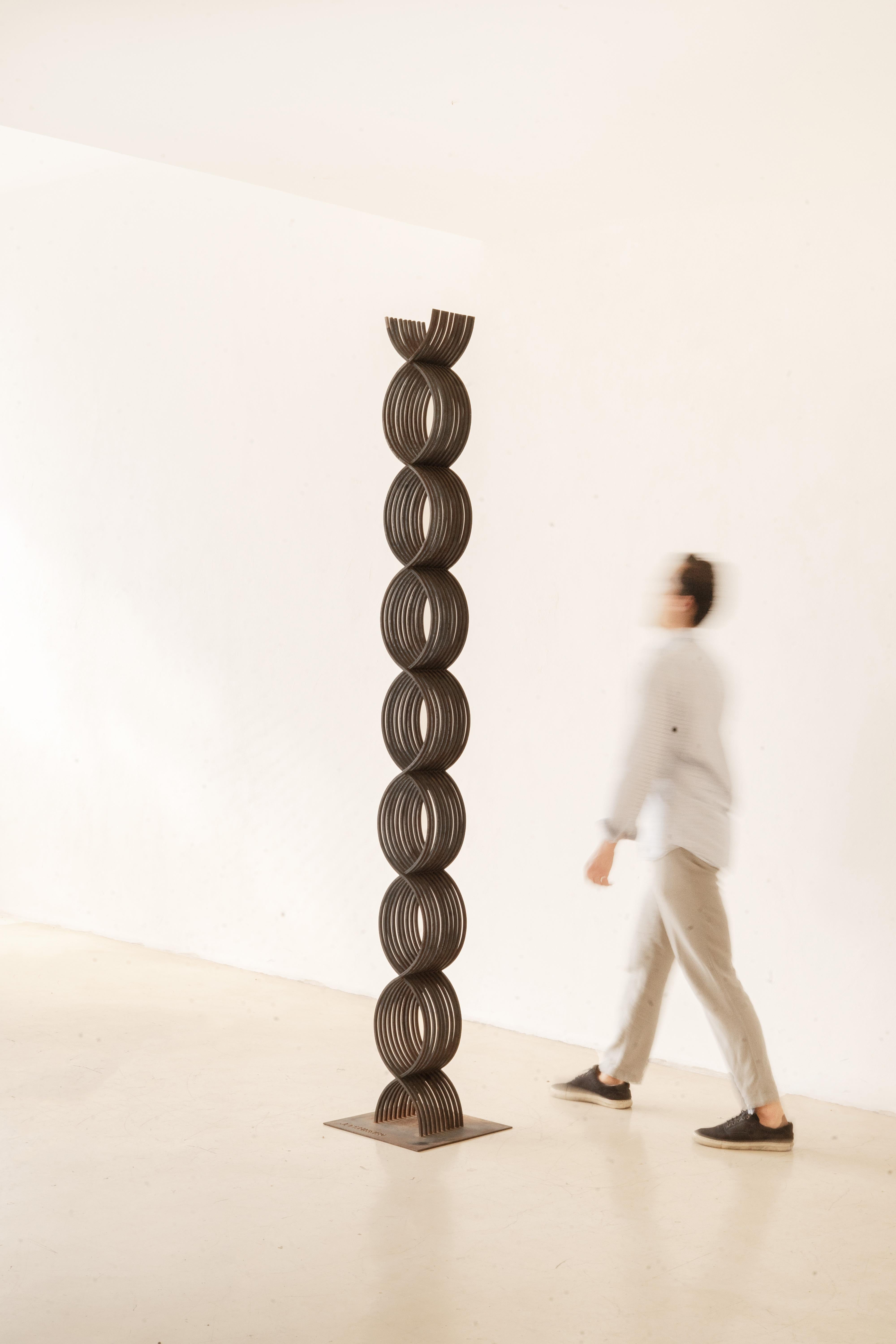 Brasiliano Scultura moderna di metà secolo di Joaquim Tenreiro, anni '60 in vendita