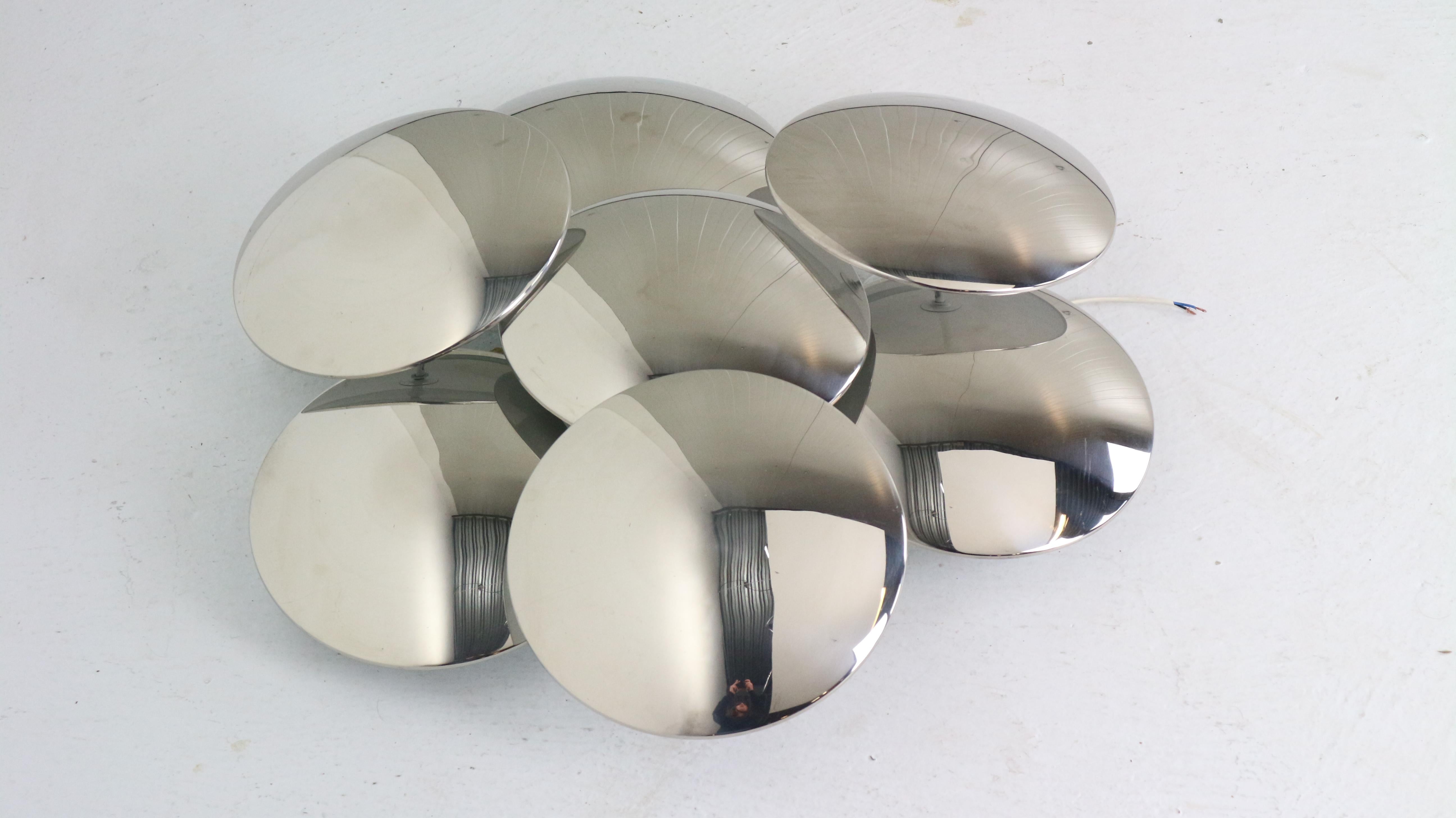 Italian Mid-Century Modern Sculpture Ceiling or Wall Light by Reggiani, Italy, 1970s