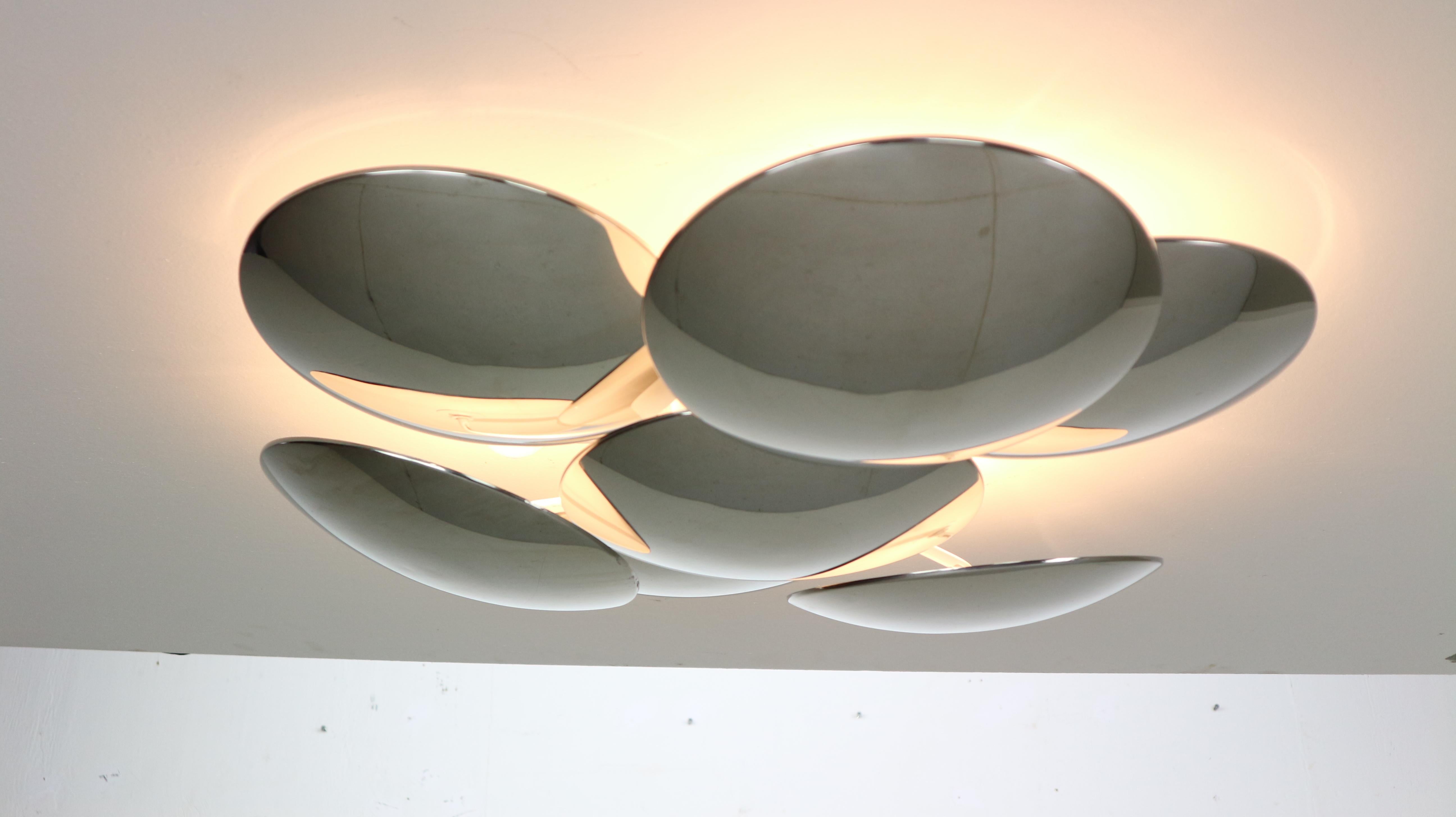 Metal Mid-Century Modern Sculpture Ceiling or Wall Light by Reggiani, Italy, 1970s
