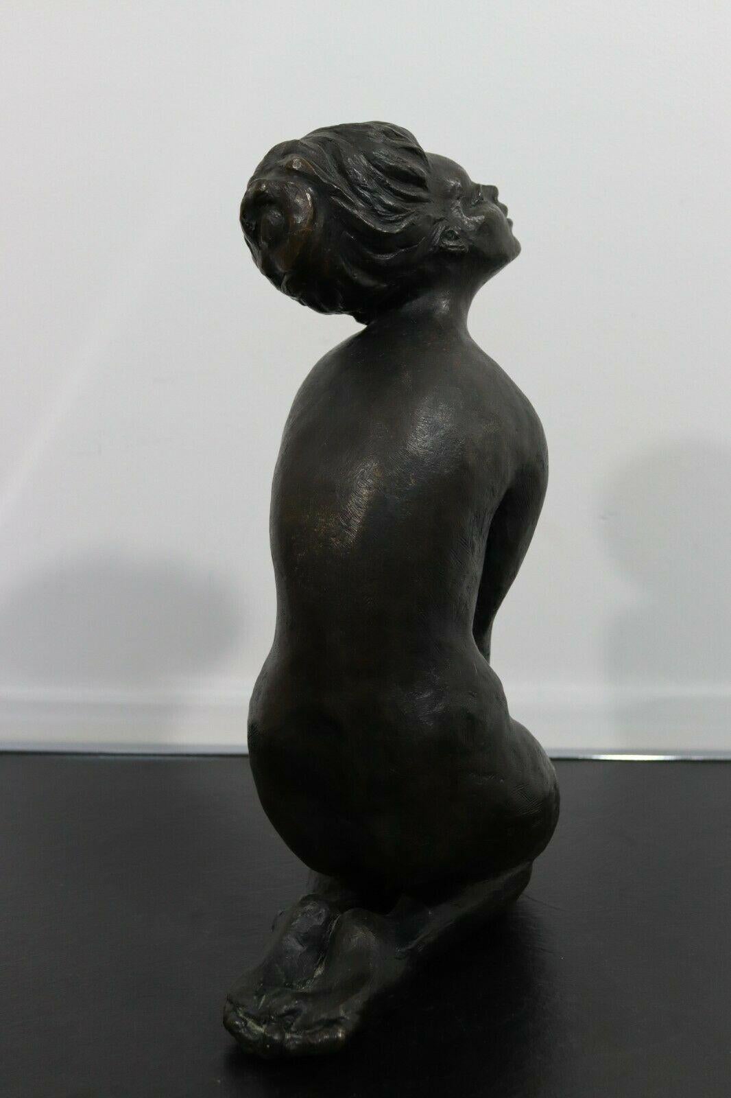 Mid-Century Modern Seated Woman Figure Modern Bronze Sculpture Betty Jacob, 1968 For Sale 3