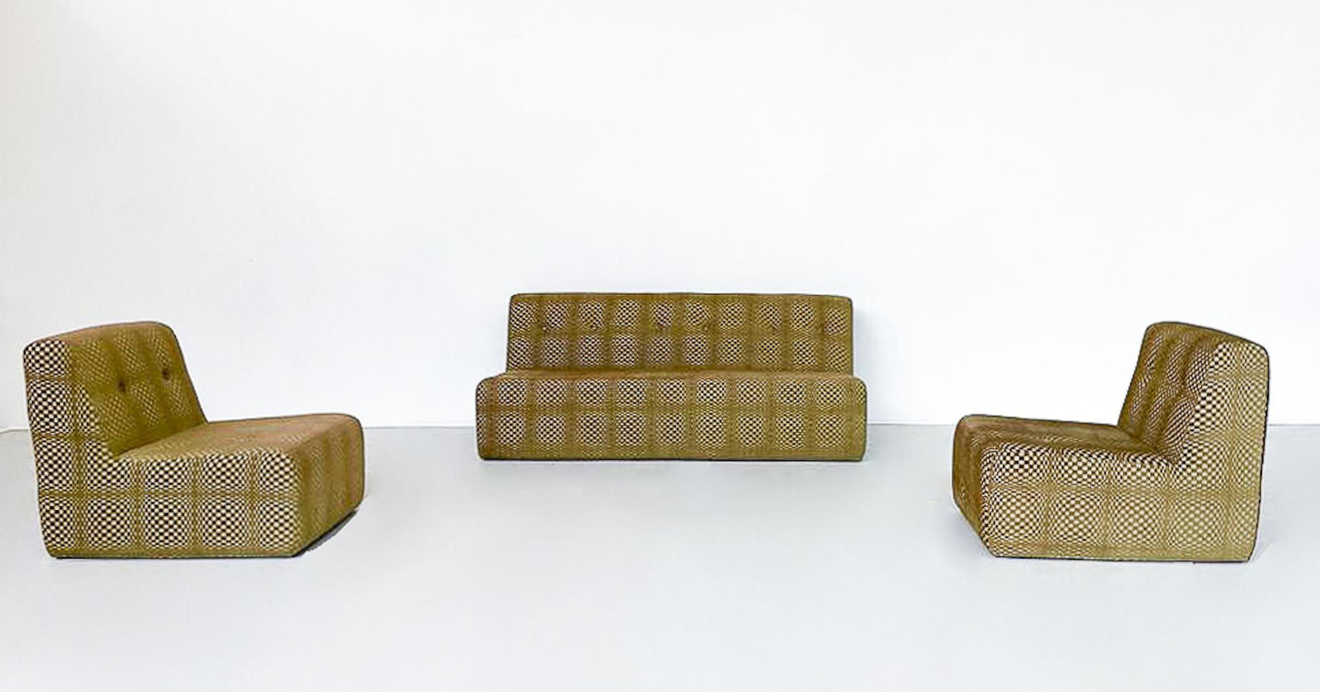 Late 20th Century Mid-Century Modern Seating Set, Italy, 1970s - Original Fabric For Sale