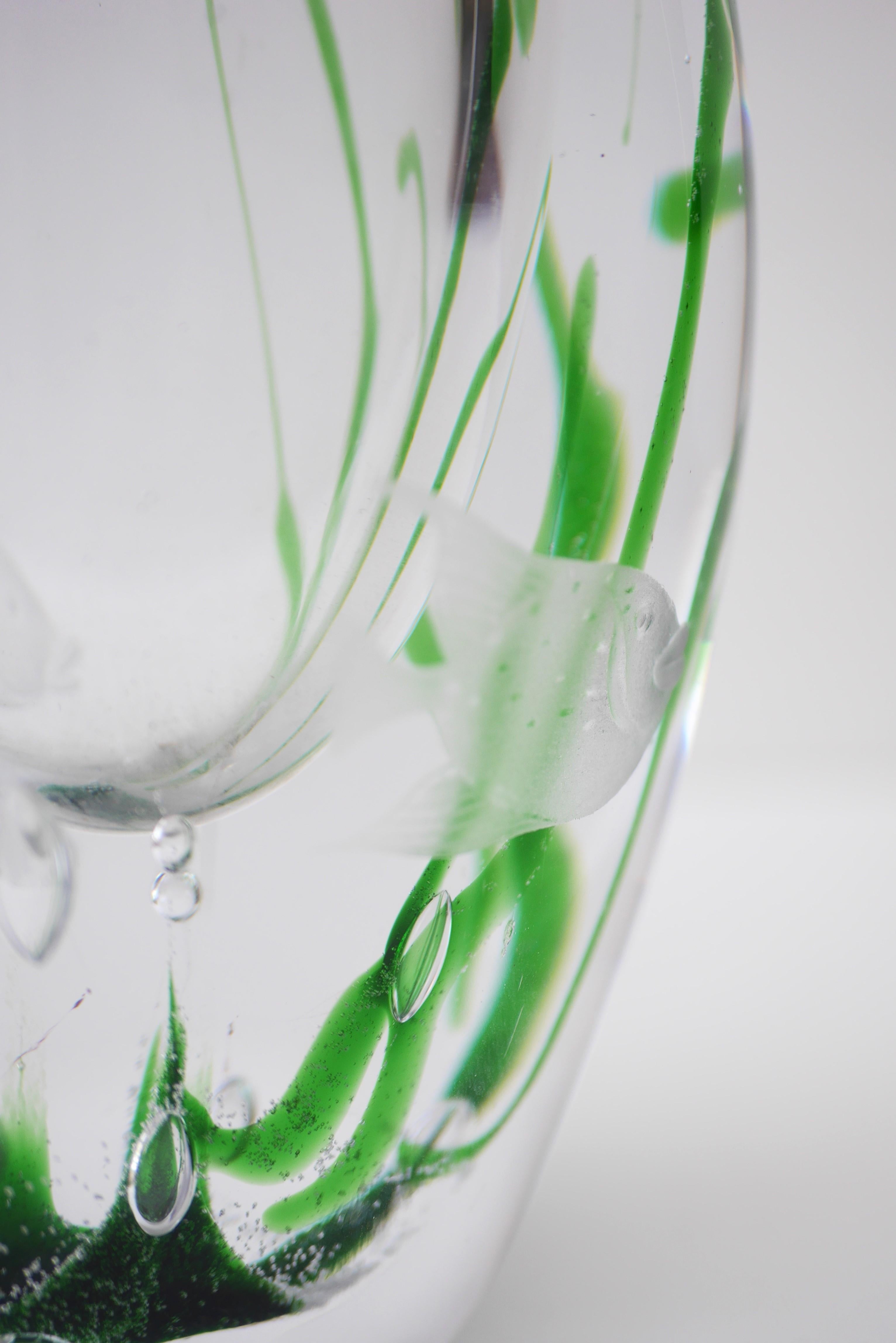 Fait main Vase moderne du milieu du siècle dernier, fabriqué par Vicke Lindstrand Kosta, Suède en vente