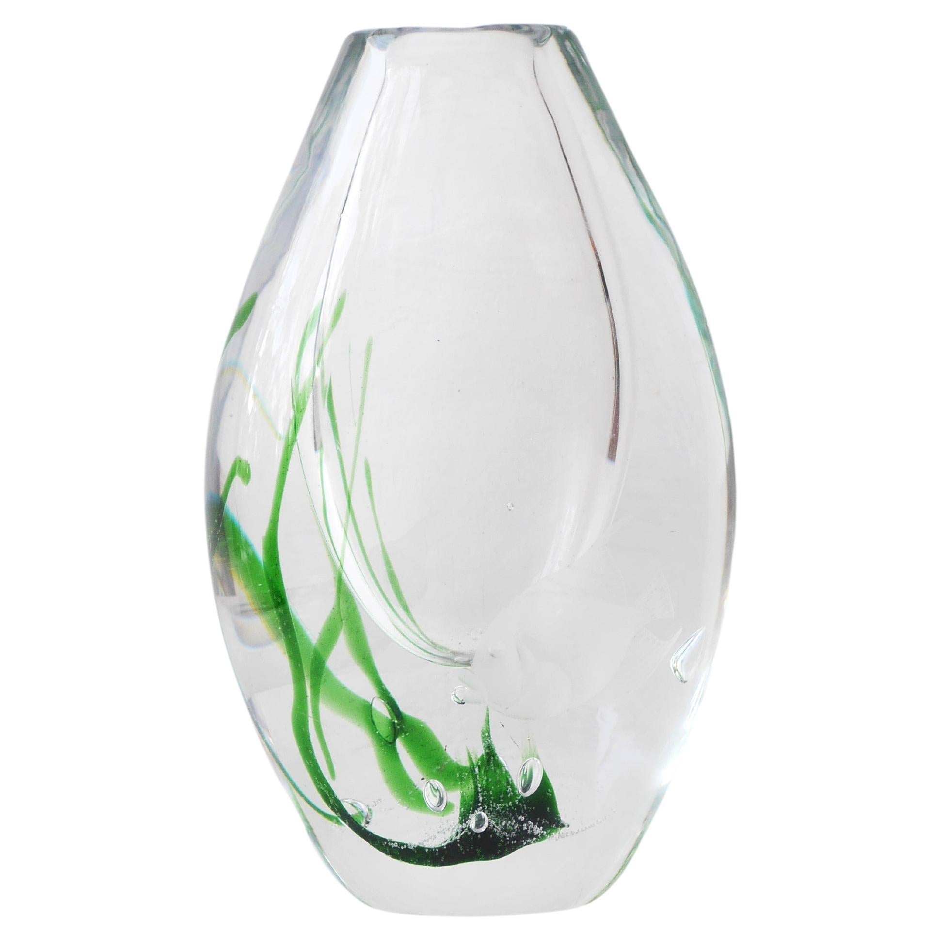Vase moderne du milieu du siècle dernier, fabriqué par Vicke Lindstrand Kosta, Suède en vente