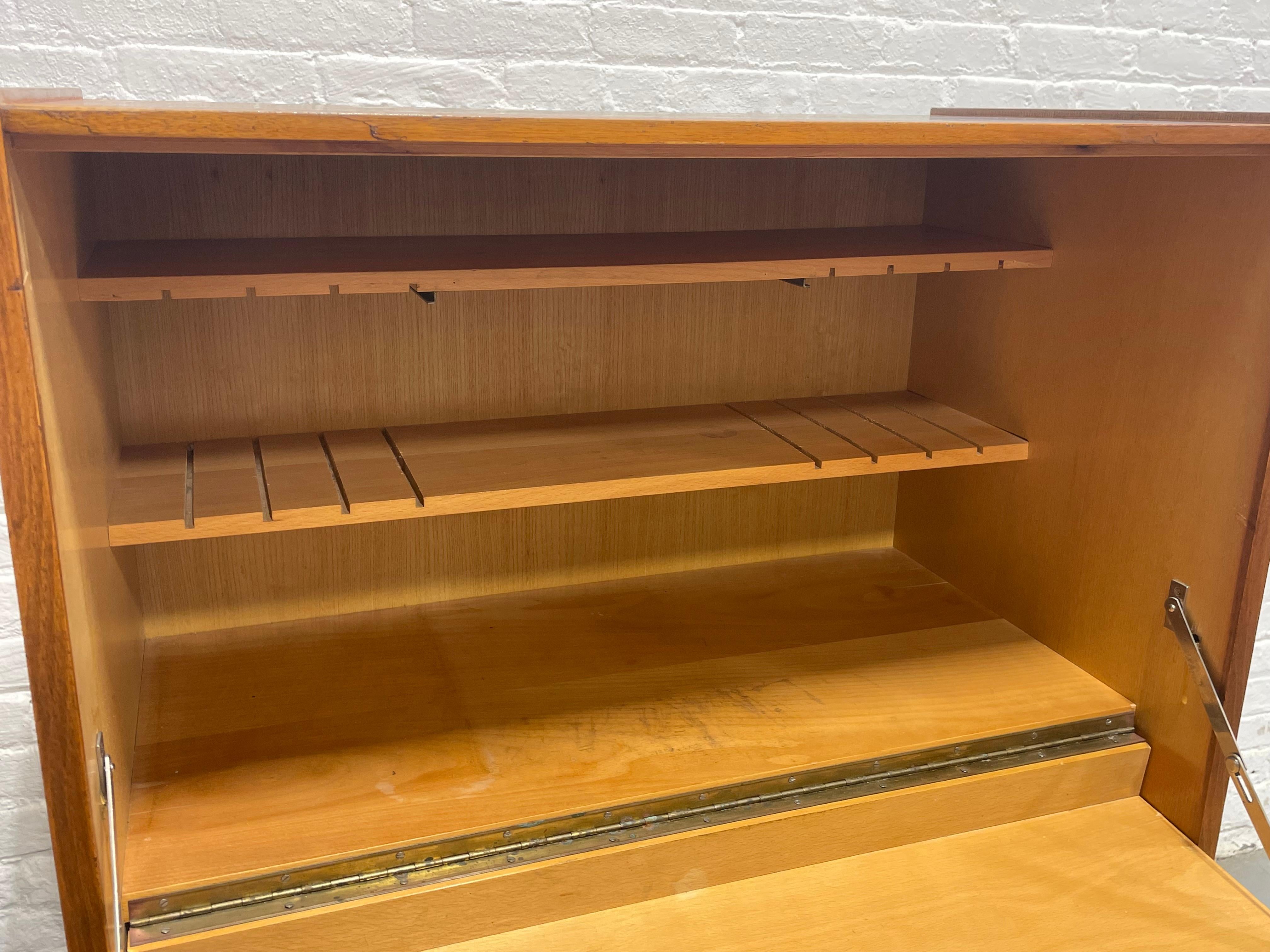 Moderner Sekretär / Bar aus der Jahrhundertmitte von František Mezuláník für UP Závody im Angebot 7