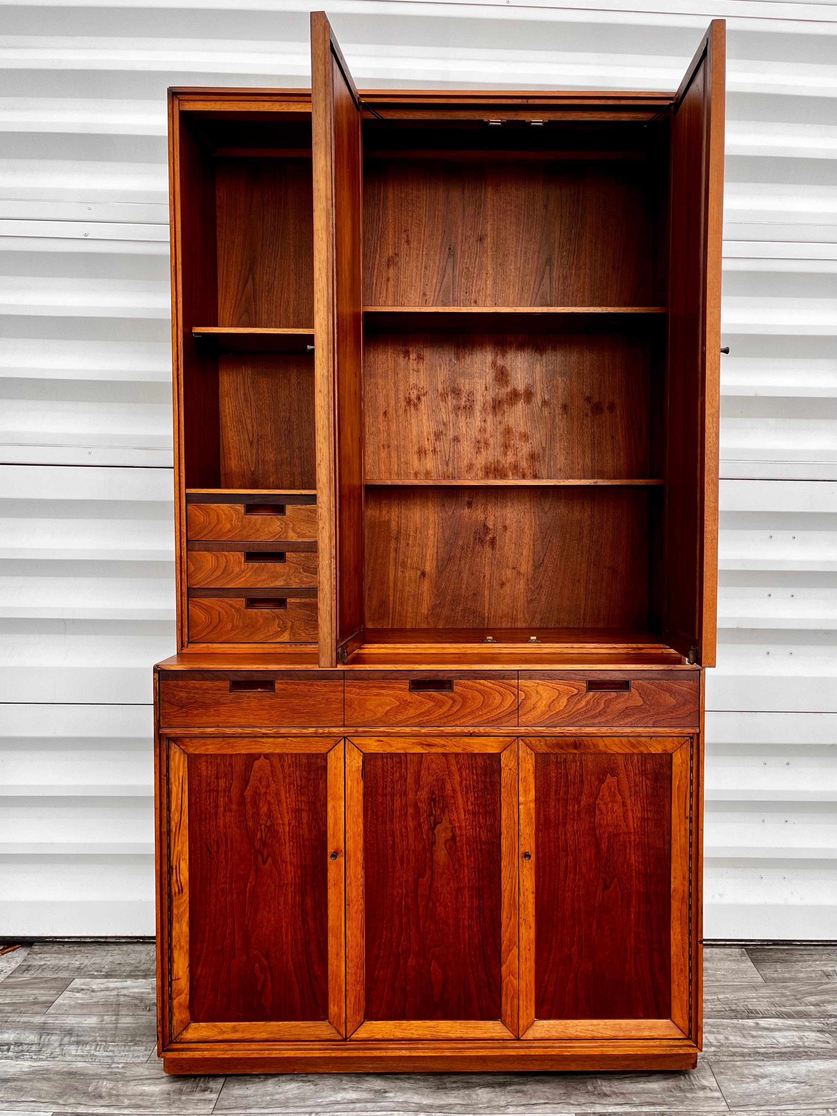 Veneer Mid-Century Modern Secretary Desk in the John Stuart's Janus Collection Style For Sale