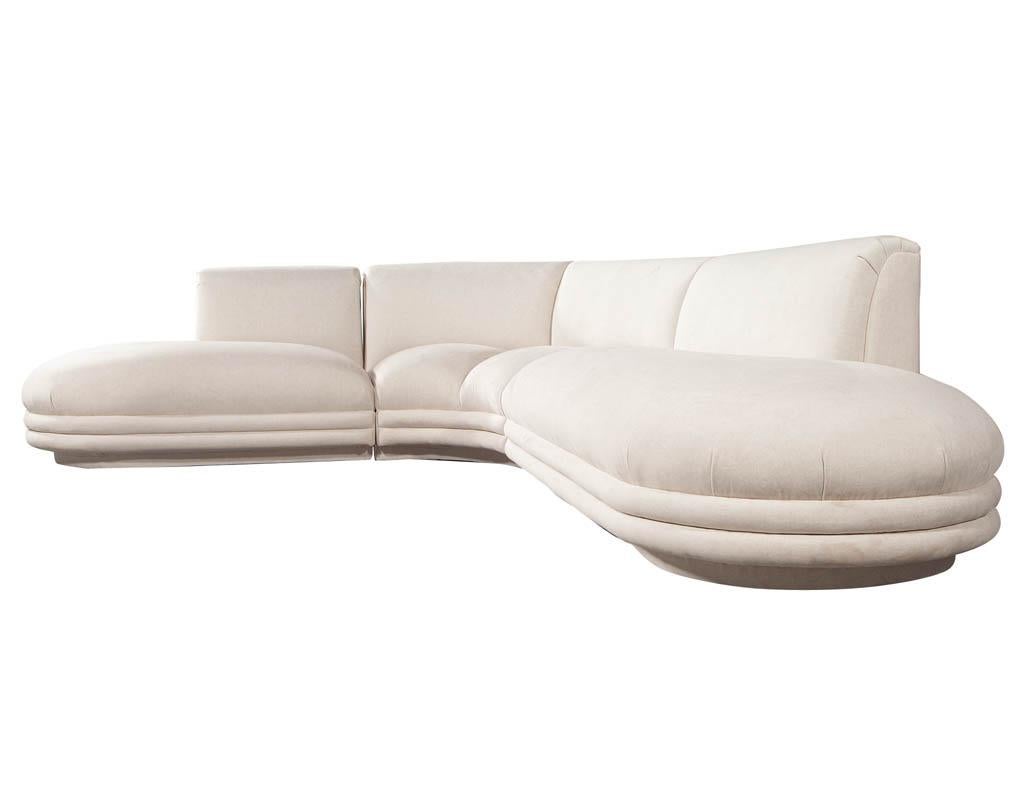Mid-Century Modern Sectional Sofa Attributed to Directional Vladimir Kagan 10
