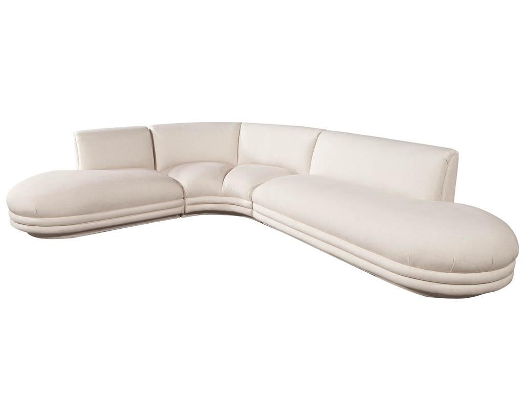 American Mid-Century Modern Sectional Sofa Attributed to Directional Vladimir Kagan