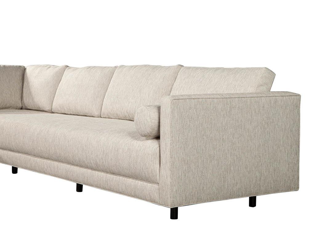 Mid-Century Modern Sectional Sofa in Textured Linen For Sale 11