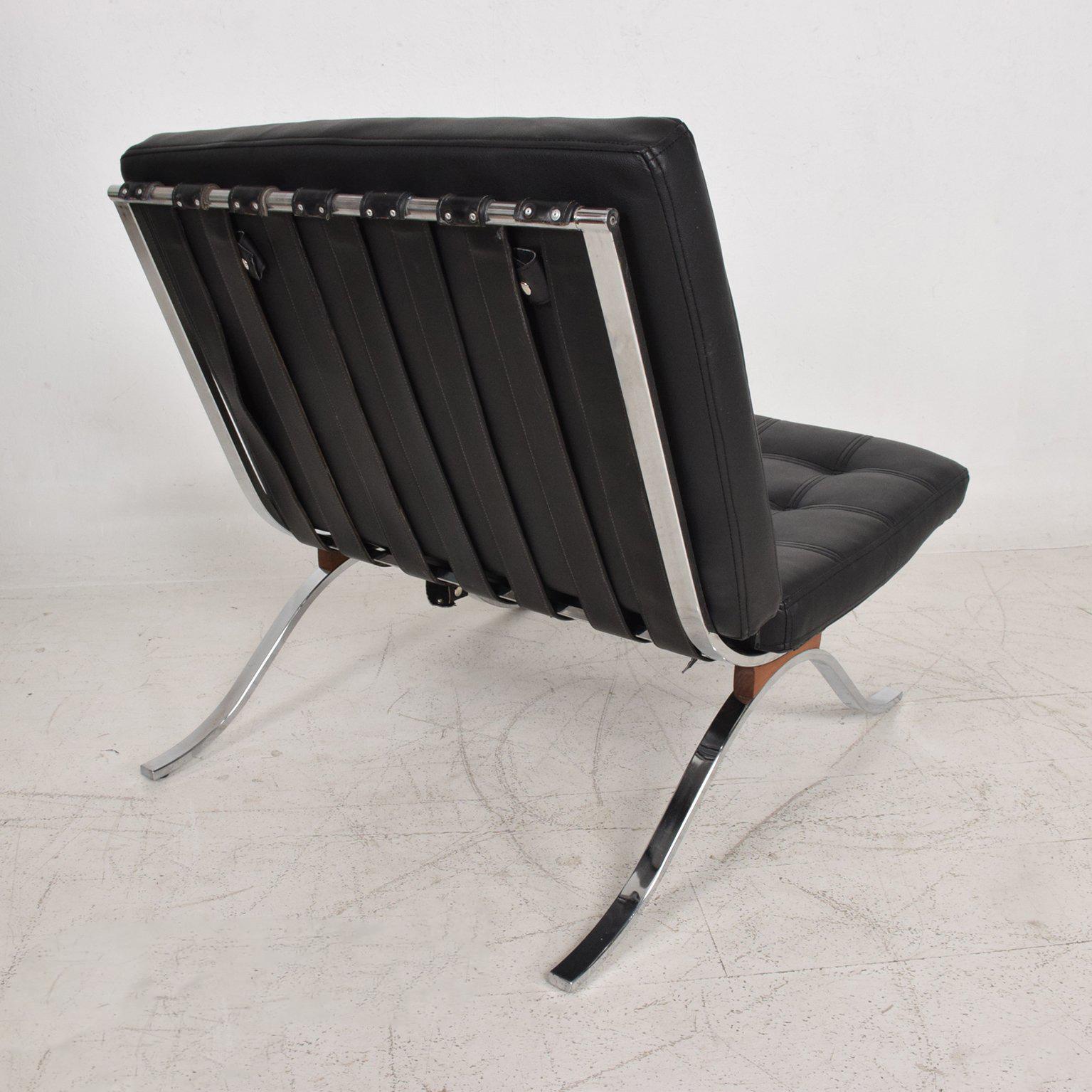 Mid-Century Modern Selig Barcelona Chair Chrome and Naugahyde 1