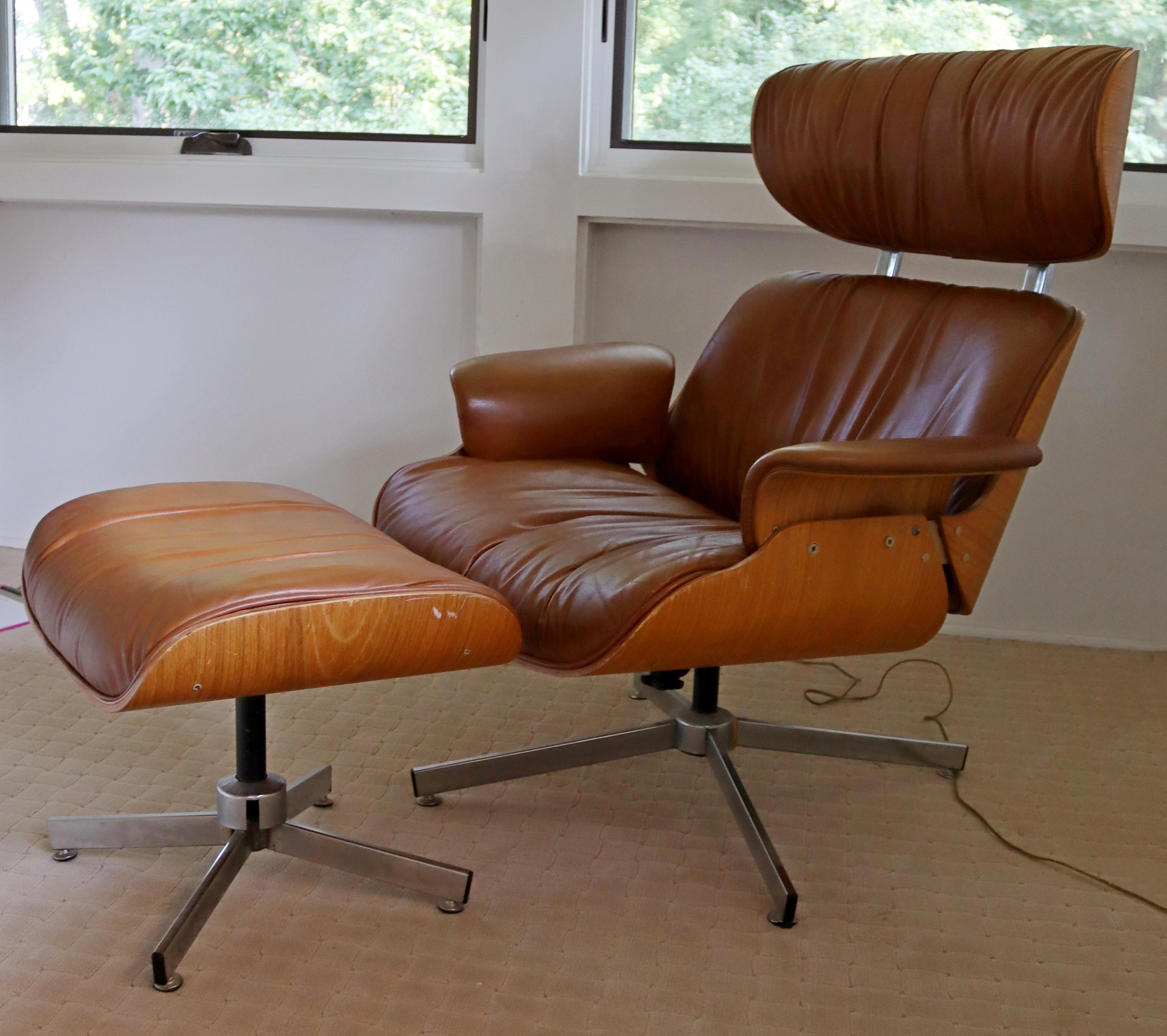 Late 20th Century Mid-Century Modern Selig Lounge Chair & Ottoman 1970s Brown Eames Style
