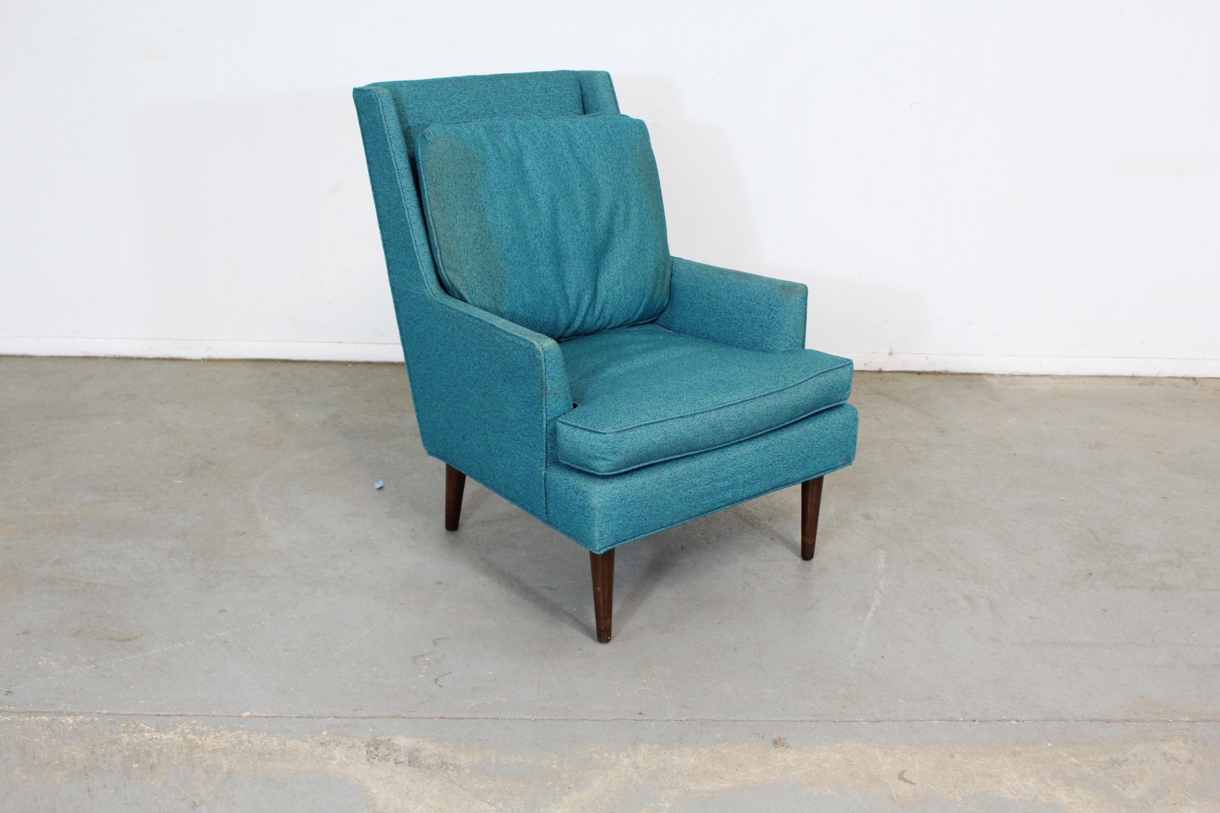 Mid-Century Modern Selig pencil leg lounge chair
Offered is a Mid-Century Modern lounge chair attributed to Selig. This piece is unrestored needs new cushions and upholstery. Showing age wear on the legs. Its tag has been removed by previous owner.