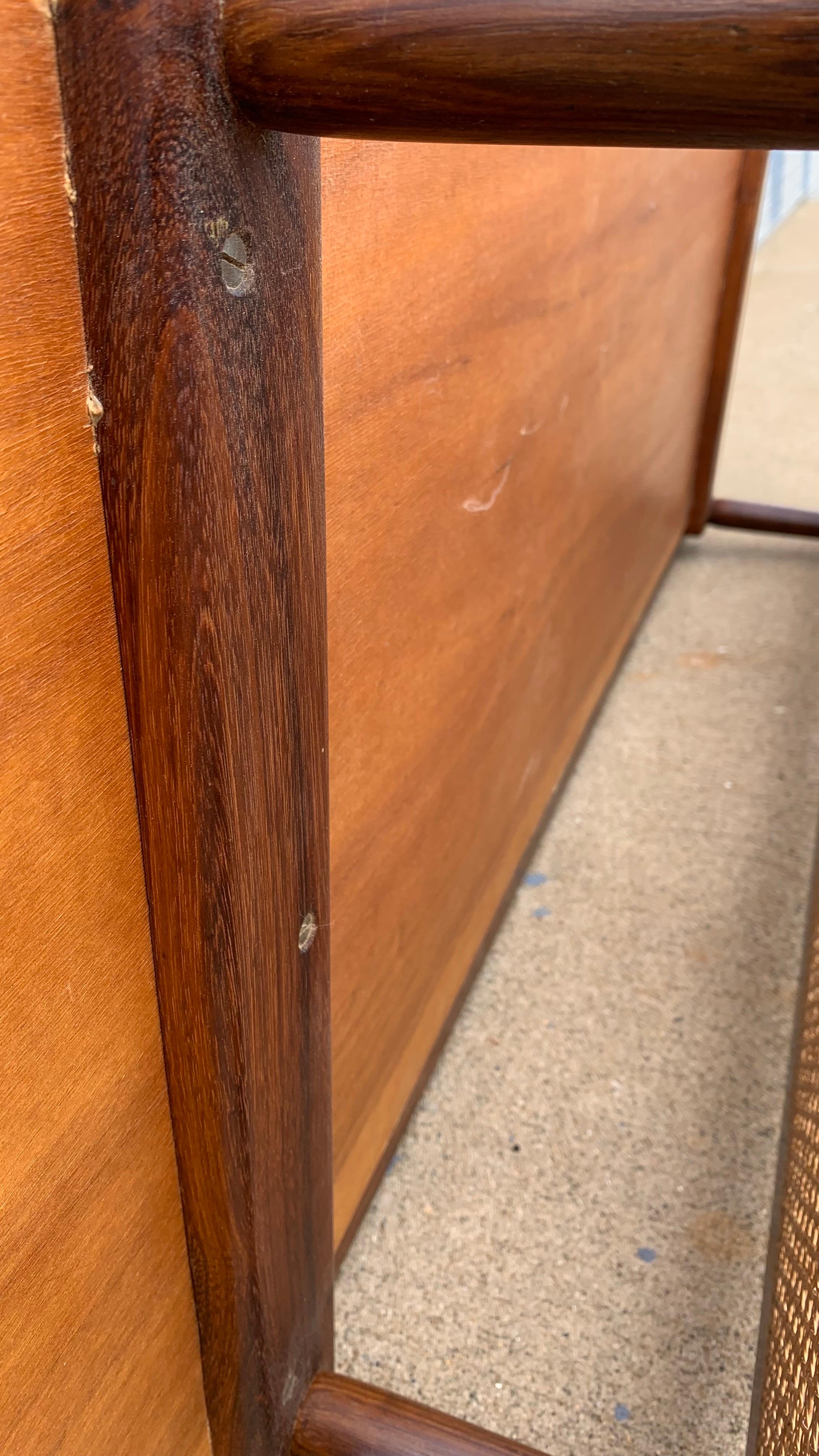 Table basse moderne du milieu du siècle, style Selig en vente 3