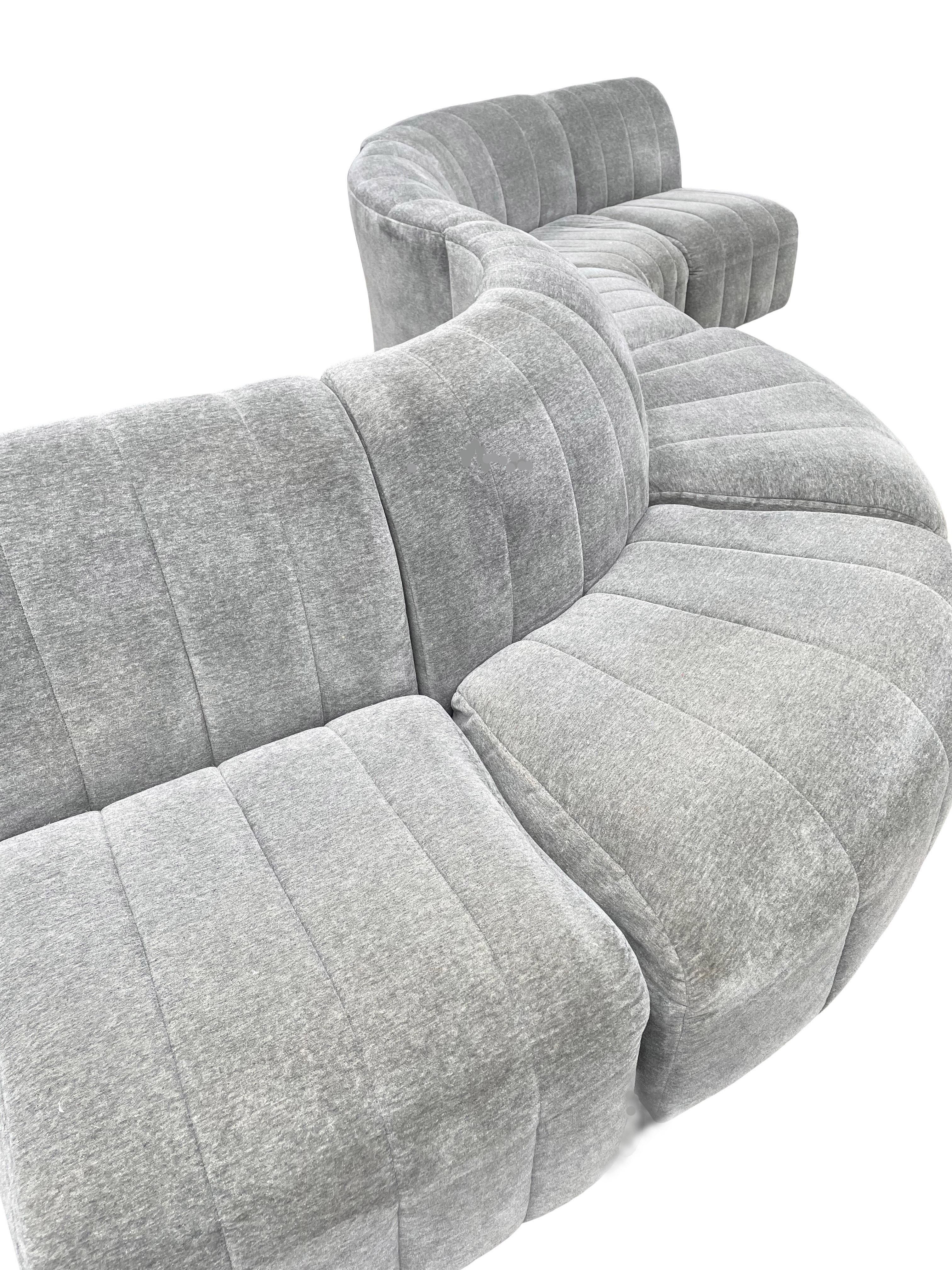 Mohair Mid-Century Modern Serpentine Milo Baughman Modular Sectional Sofa in Gray