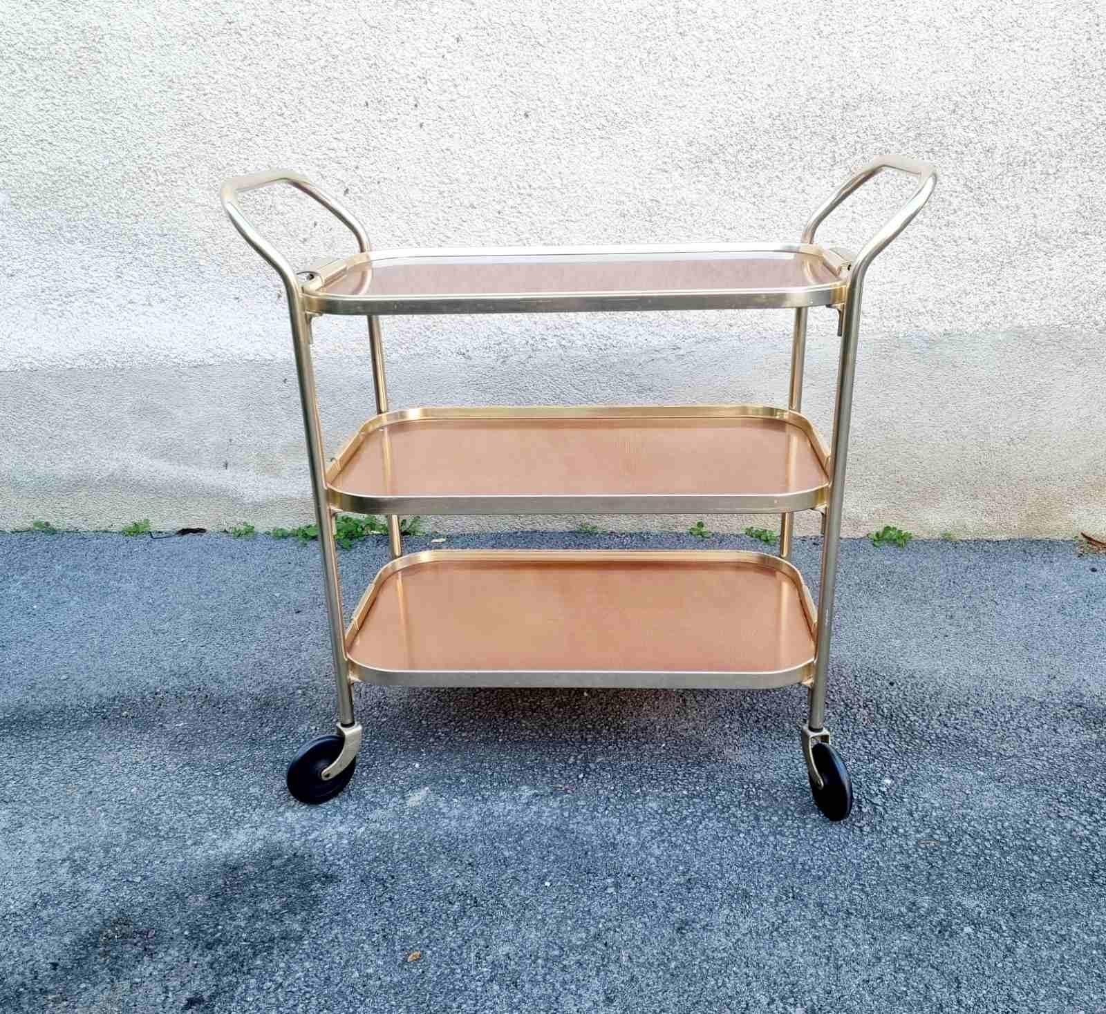 Métal Chariot de service moderne du milieu du siècle Produit par Kaymet, Royaume-Uni, années 60 en vente