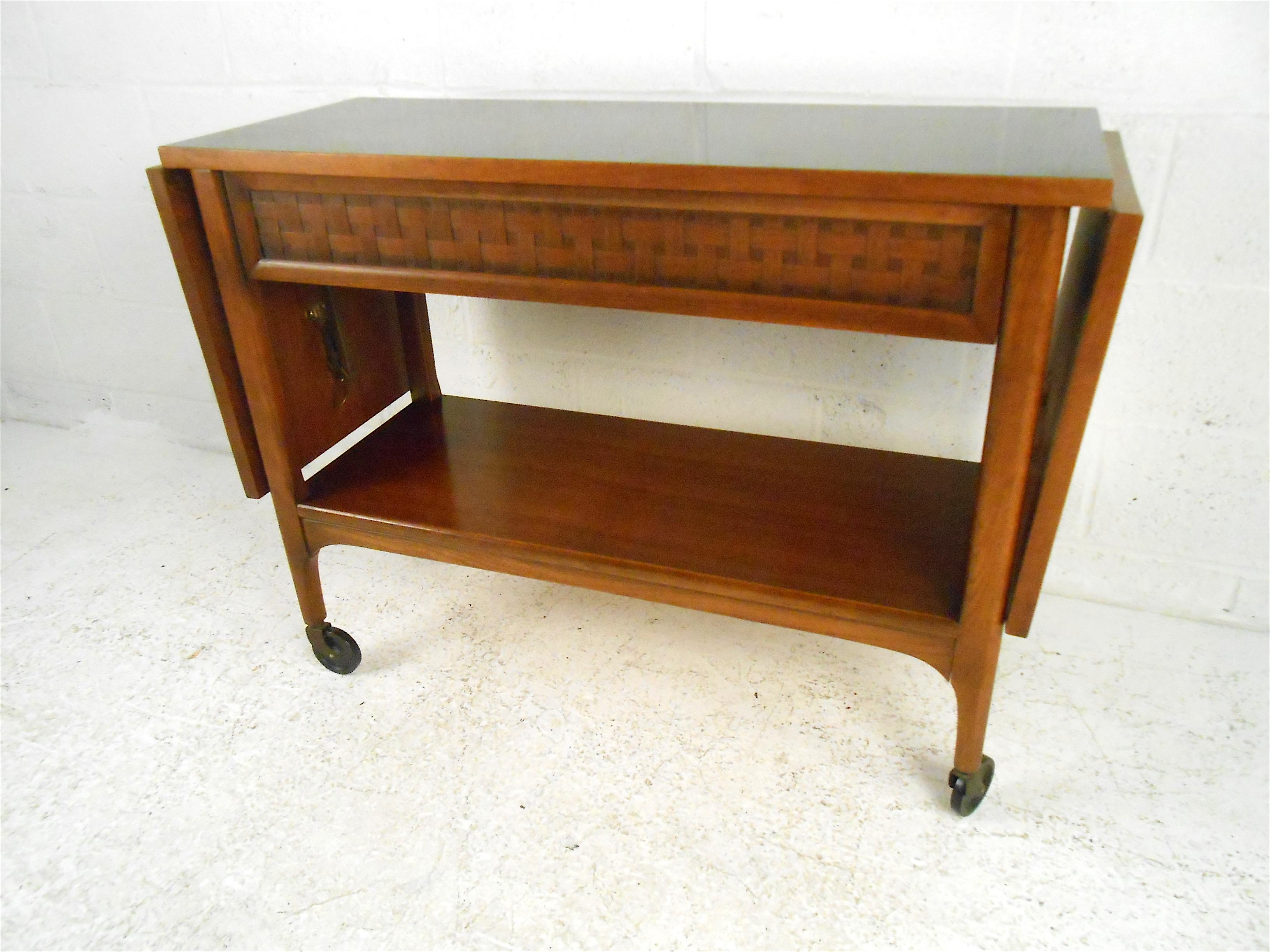 American Mid-Century Modern Serving Cart by Lane Furniture Co. For Sale