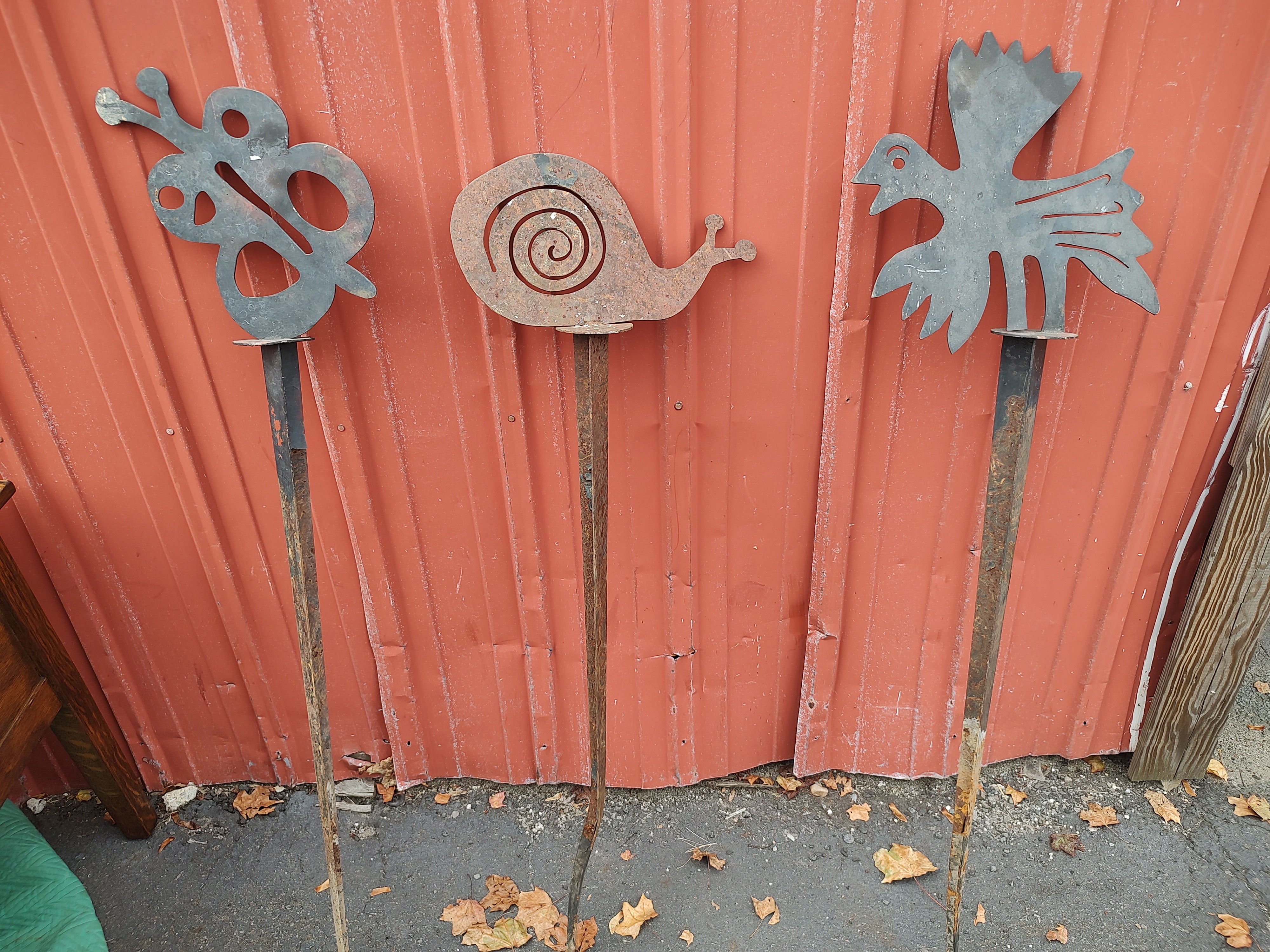 American Mid Century Modern Set 3 Iron Garden Sculptures a Bird a Butterfly and a Snail For Sale