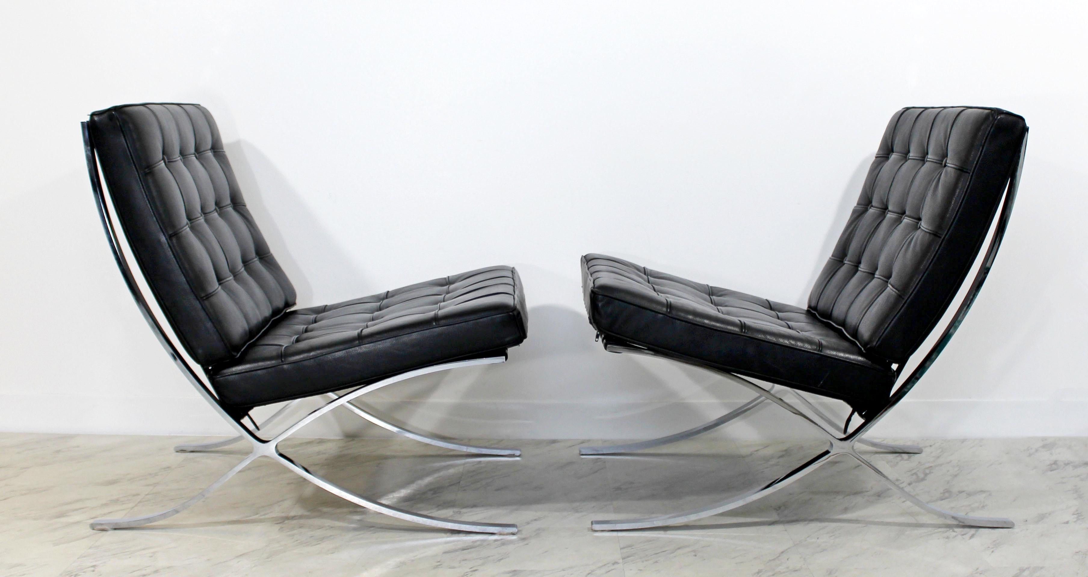 Late 20th Century Mid-Century Modern Set 4 Chrome Black Leather Barcelona Style Chair Italy, 1970s