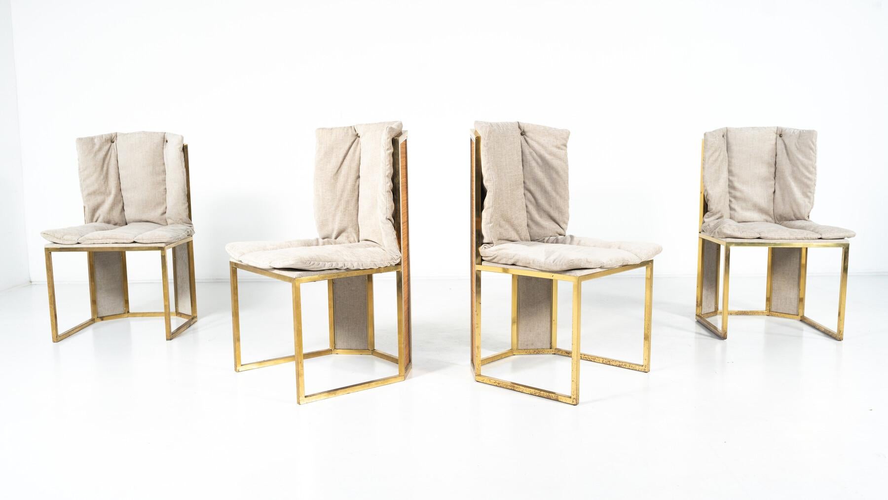 Mid-Century moderno Set di 10 sedie moderne di Romeo Rega, Italia, anni '70 - Nuova tappezzeria in vendita