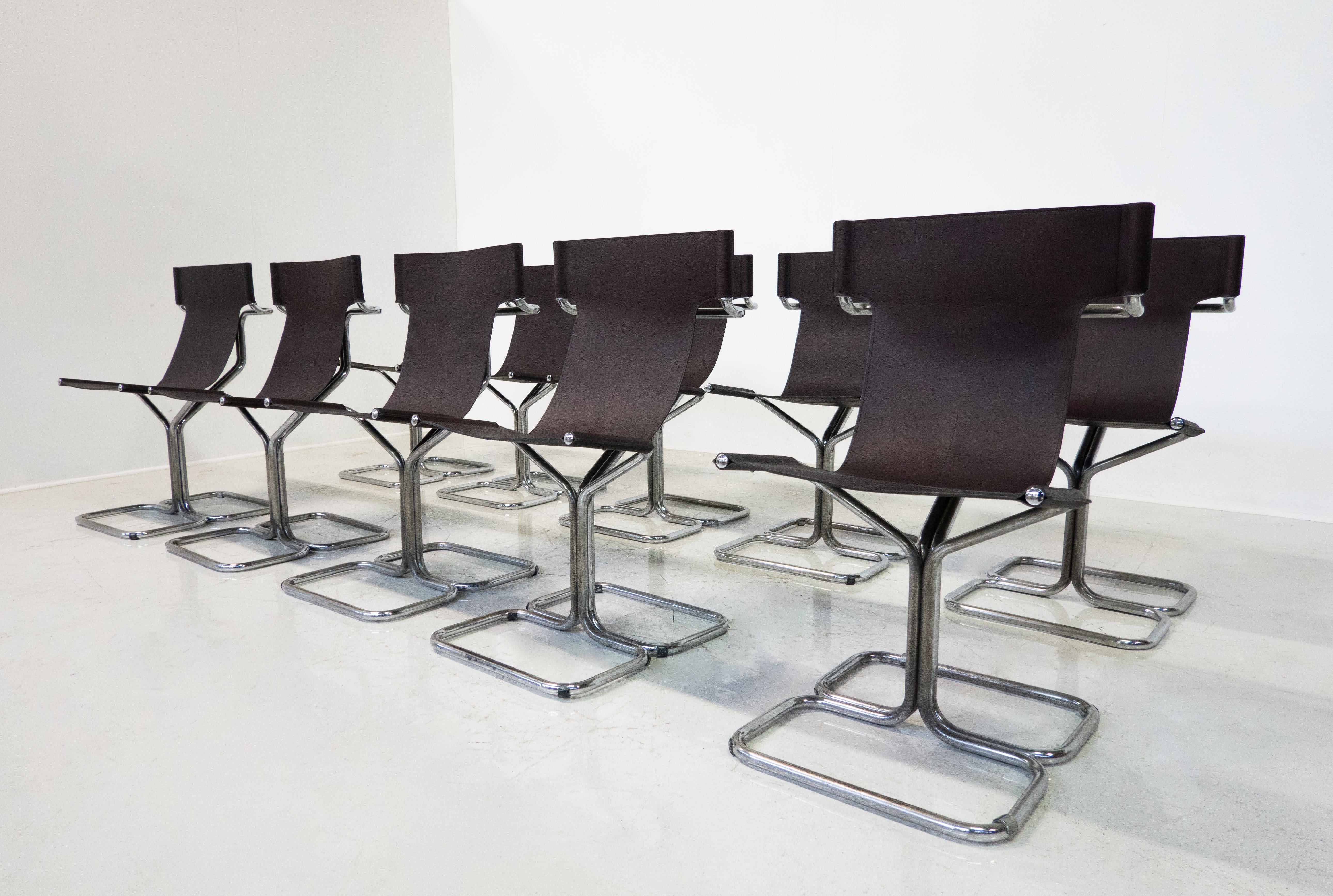Fin du 20e siècle Ensemble de 10 chaises Topos de style mi-siècle moderne par Gruppo DAM pour Busnelli, 1970 en vente