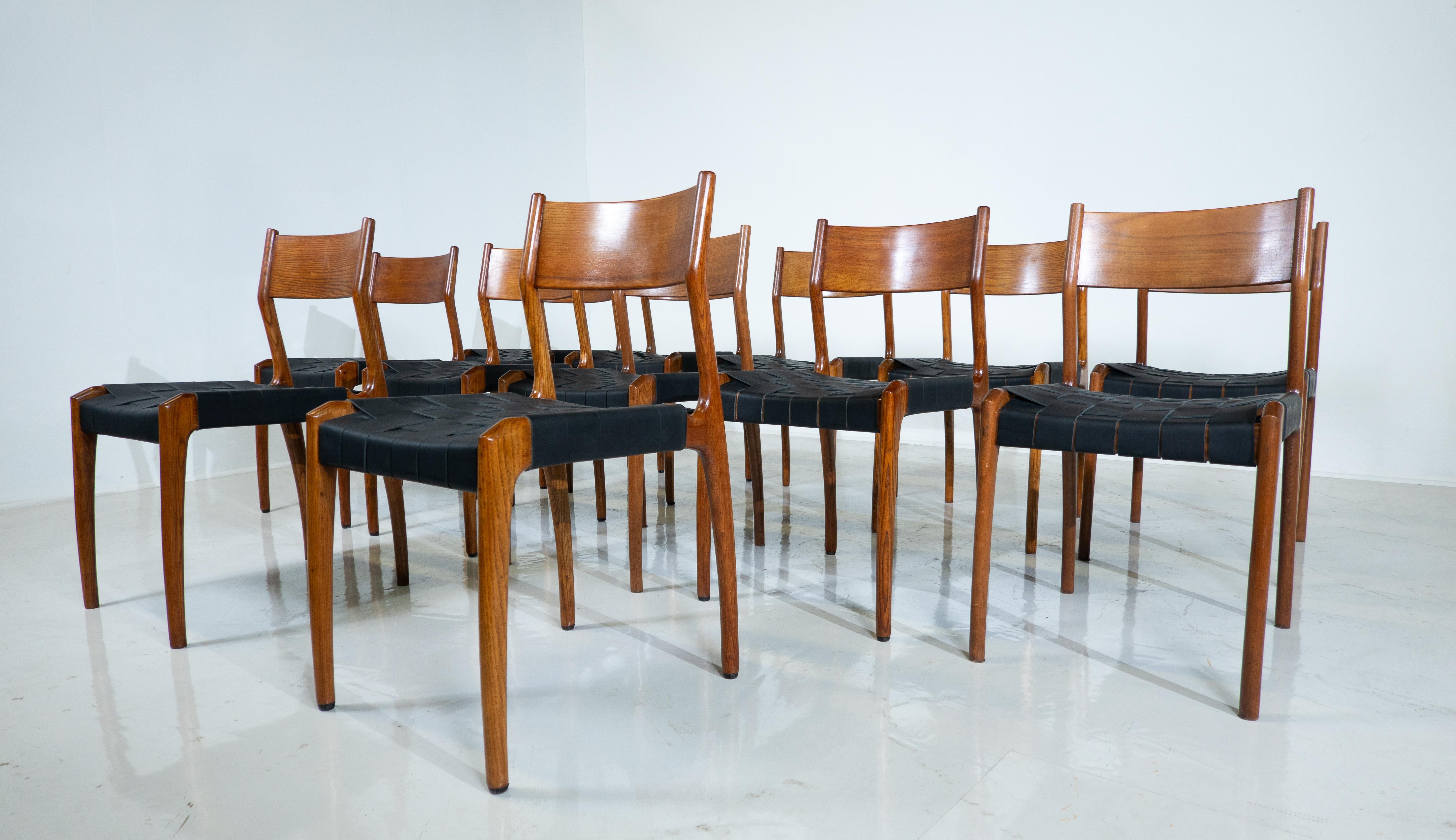 Mid-Century Modern Set of 12 Dining Chairs by Fratelli Reguitti, Italy, 1950s For Sale 3