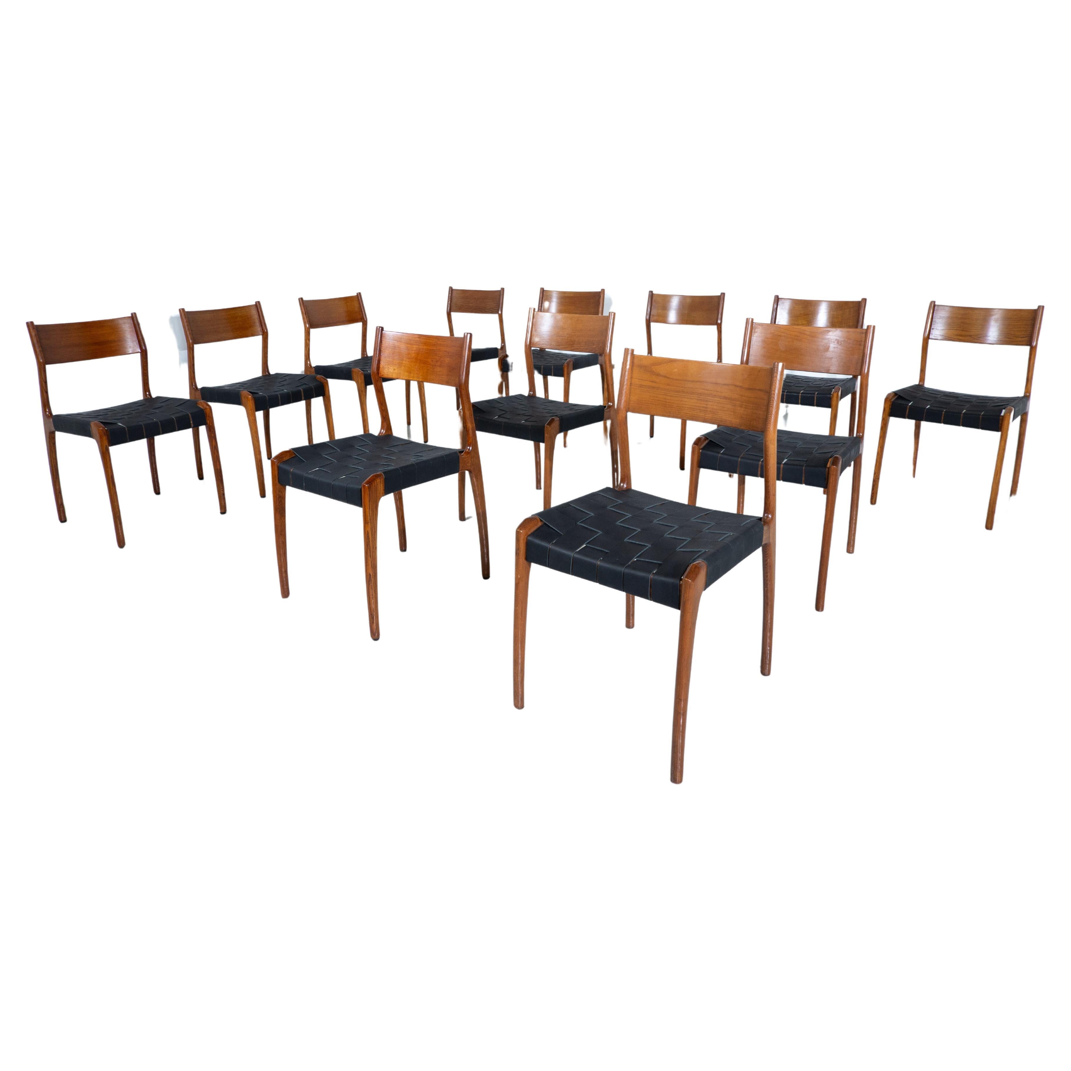 Mid-Century Modern Set of 12 Dining Chairs by Fratelli Reguitti, Italy, 1950s For Sale