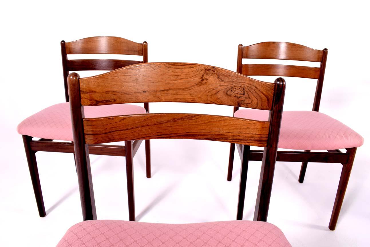 Ensemble de 12 chaises de salle à manger en bois de rose de style The Modern, années 1960 Bon état - En vente à Lisboa, Lisboa