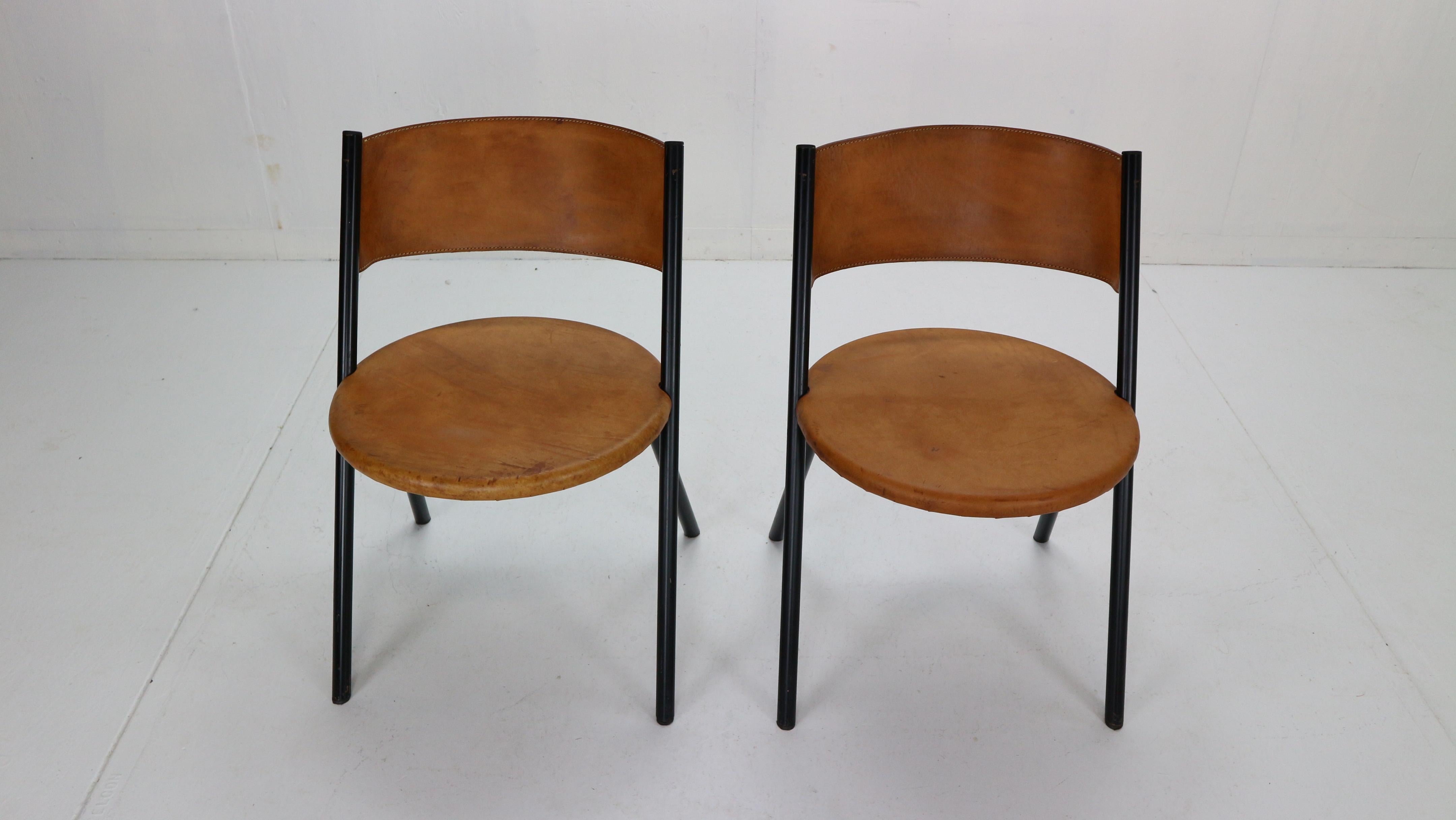 Italian Mid-Century Modern Set of 2 Cognac Leather Chairs, 1970s, Italy