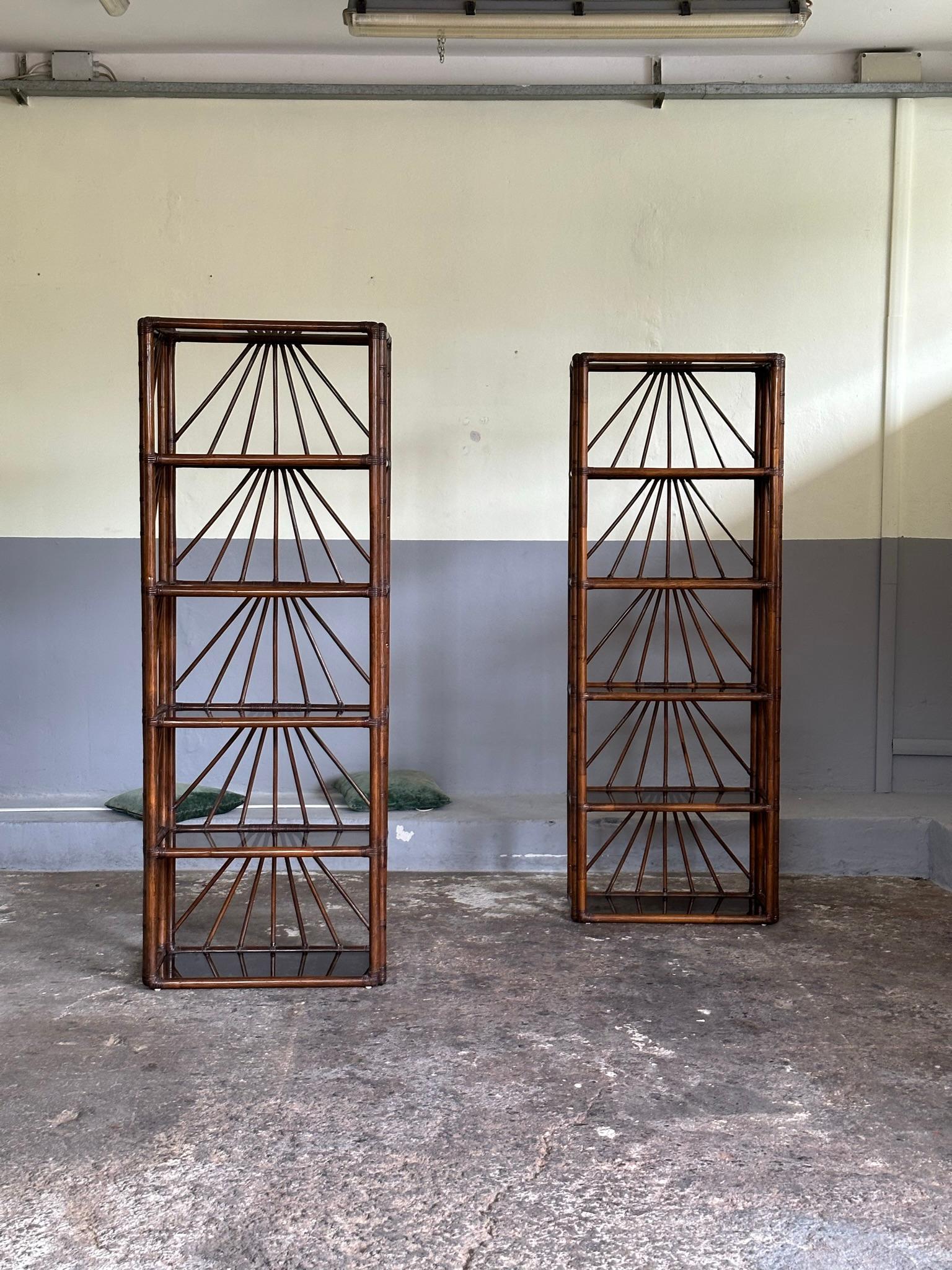 Mid-century modern set of 2 Étagère/Bookcase 1970 Italian manufactuing in bamboo For Sale 9