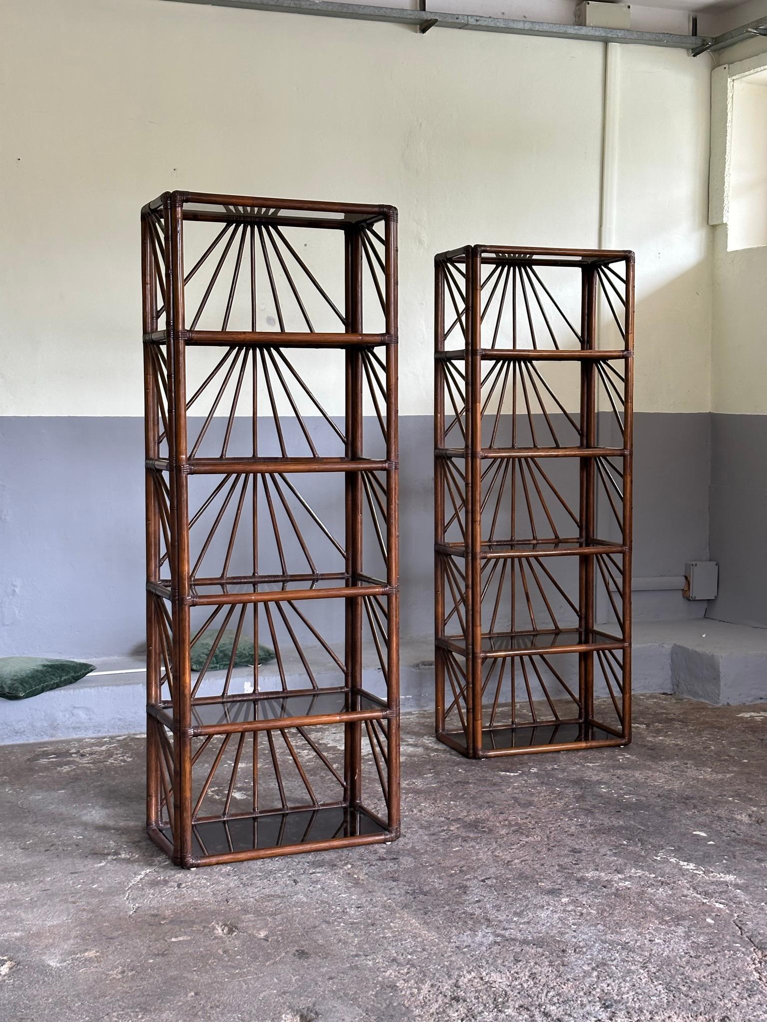 Mid-century modern set of 2 Étagère/Bookcase 1970 Italian manufactuing in bamboo For Sale 11