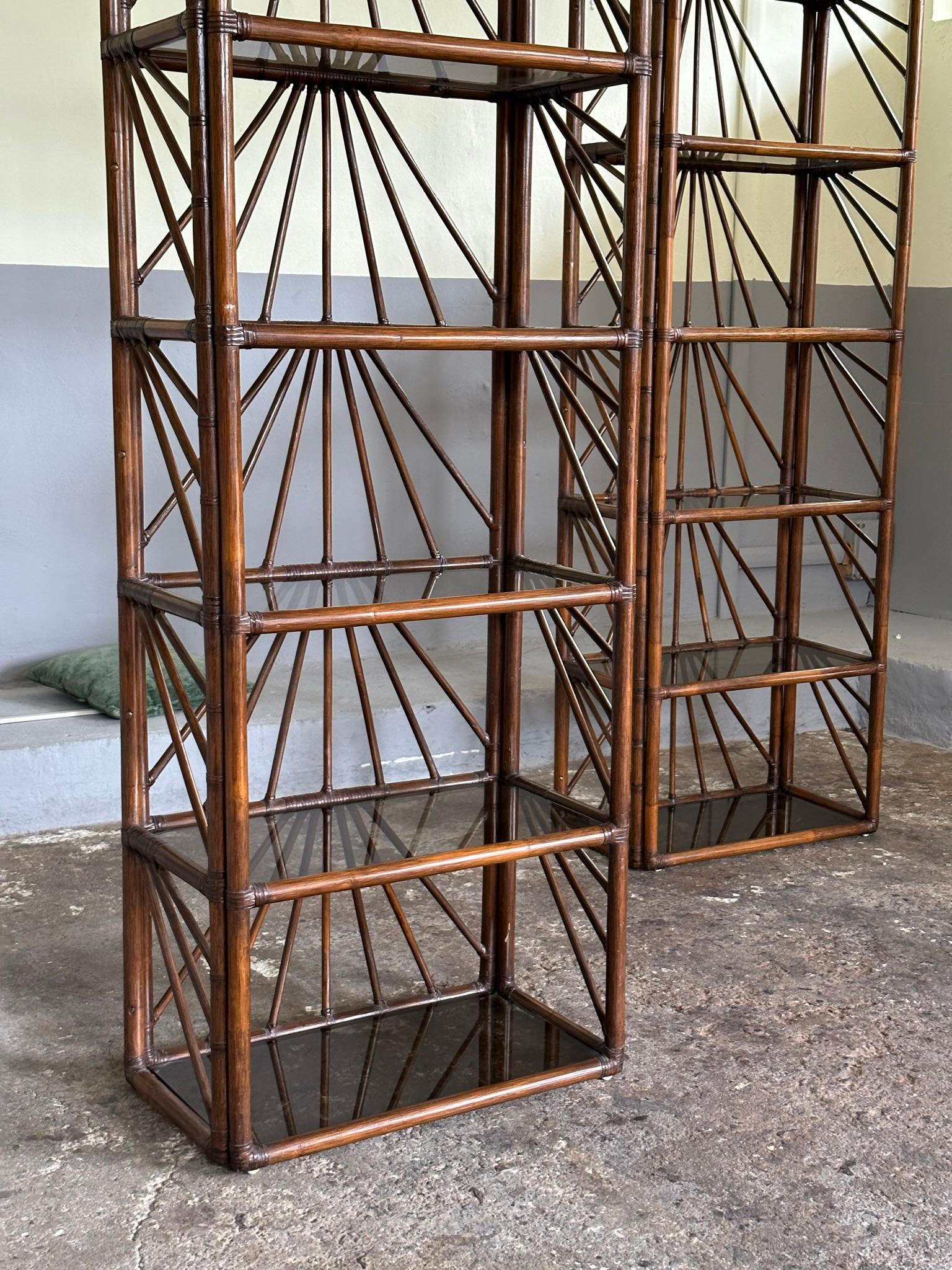Mid-century modern set of 2 Étagère/Bookcase 1970 Italian manufactuing in bamboo For Sale 12