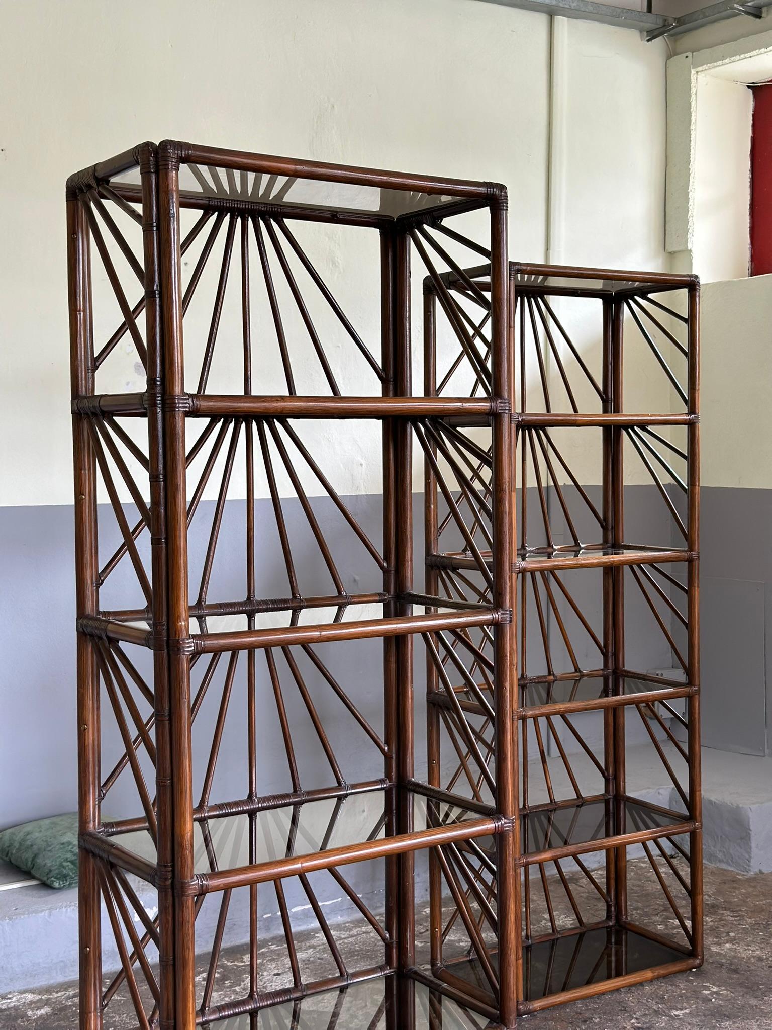 Mid-century modern set of 2 Étagère/Bookcase 1970 Italian manufactuing in bamboo For Sale 13