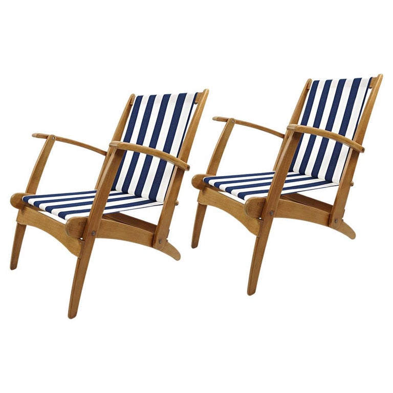 Mid-Century Modern Set of 2 Lacquered Wooden Folding Deck Chairs ...