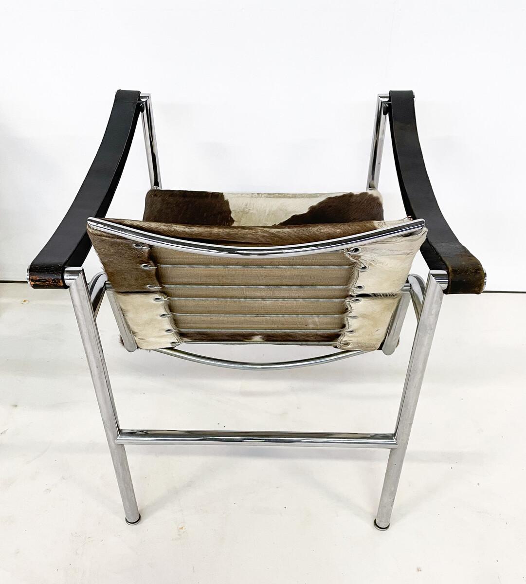 Mid-20th Century Mid-Century Modern Set of 2 LC1 Armchairs by Le Corbusier, Jeanneret, Perriand