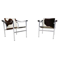 Mid-Century Modern Set of 2 LC1 Armchairs by Le Corbusier, Jeanneret, Perriand