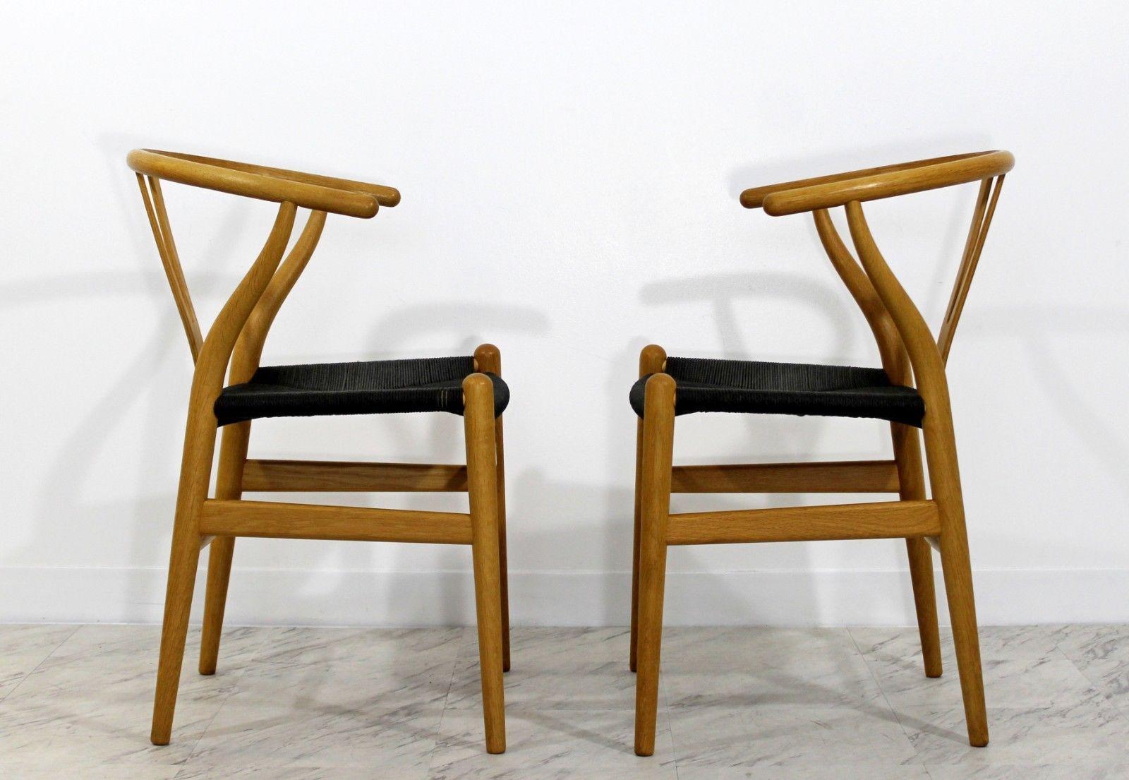 Danish Mid-Century Modern Set of 2 New Hans Wegner Hansen Wishbone Dining Chairs, Ch24