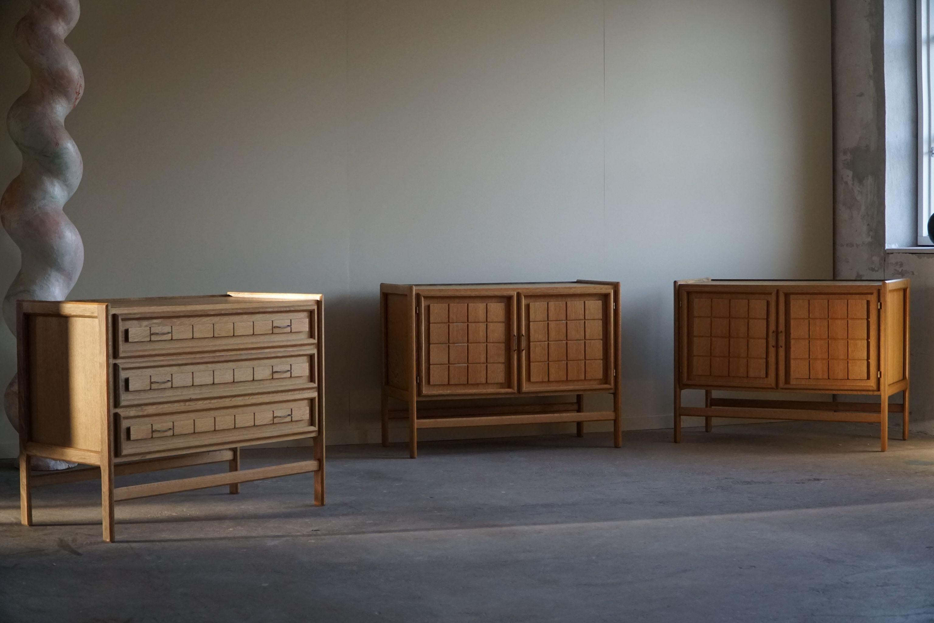 Mid-Century Modern, Set of 3 Cabinets in Oak, By a Danish Cabinetmaker in 1960s 5
