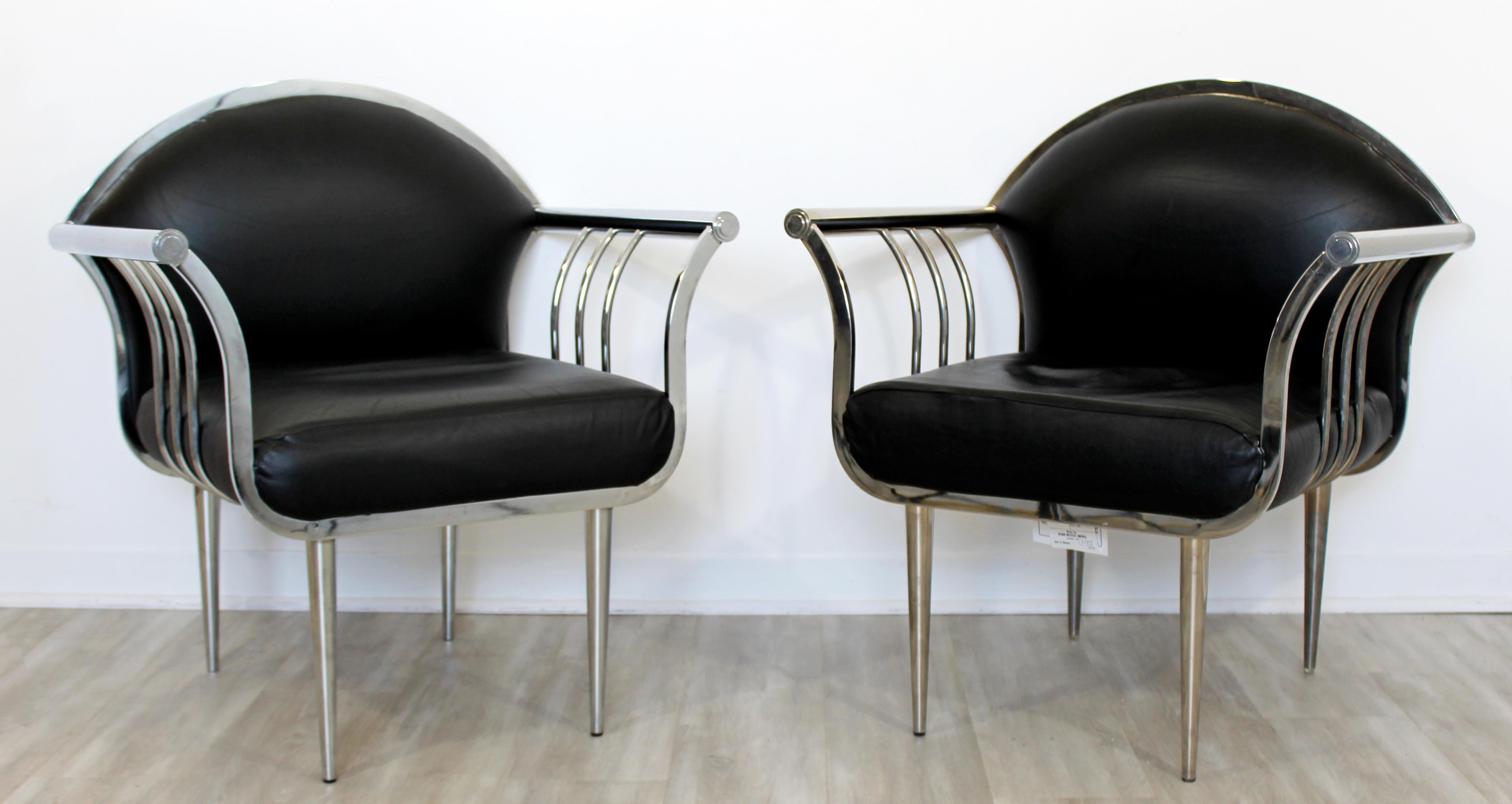 Mid-Century Modern Set of 3 Curved Chrome and Vinyl Accent Lounge Chairs, 1960s In Good Condition In Keego Harbor, MI