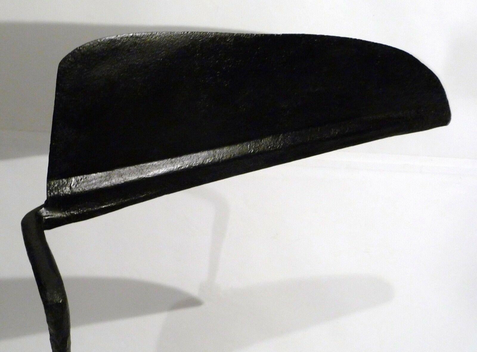 Mid-Century Modern Set of 3 Metal Brutalist Blade Shaped Standing Sculpture For Sale 1