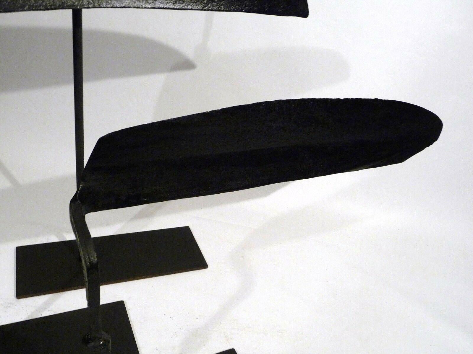 Mid-Century Modern Set of 3 Metal Brutalist Blade Shaped Standing Sculpture For Sale 3