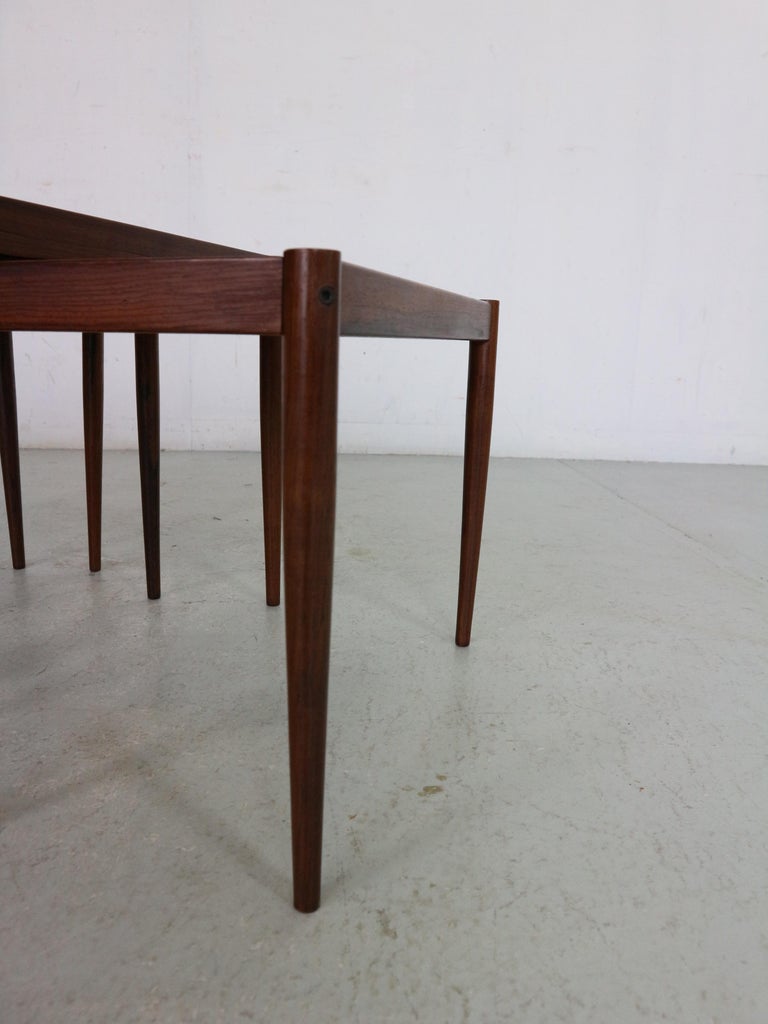 Mid-Century Modern Set of 3 Rosewood Nesting Tables, 1960s, Denmark For Sale 14