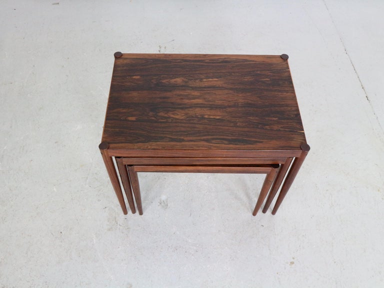 Mid-Century Modern Set of 3 Rosewood Nesting Tables, 1960s, Denmark For Sale 1