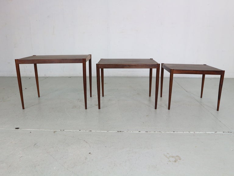 Mid-Century Modern Set of 3 Rosewood Nesting Tables, 1960s, Denmark For Sale 2