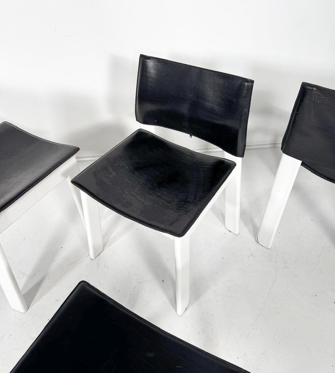 italien Ensemble de 4 fauteuils en bois et cuir, Italie, 1970 en vente