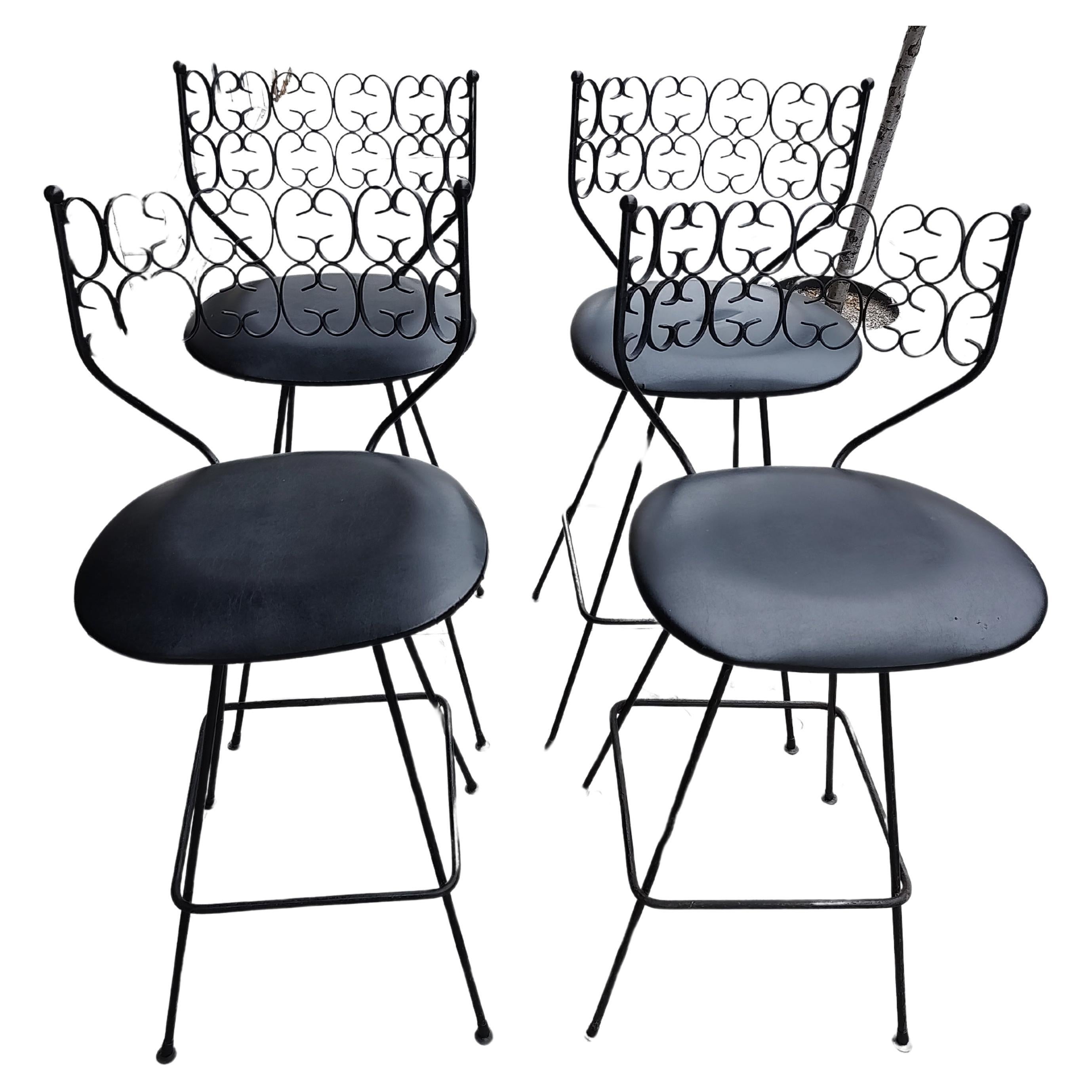 Hand-Crafted Mid-Century Modern Set of 4 Bar Counter Swiveling Stools by Arthur Umanoff For Sale