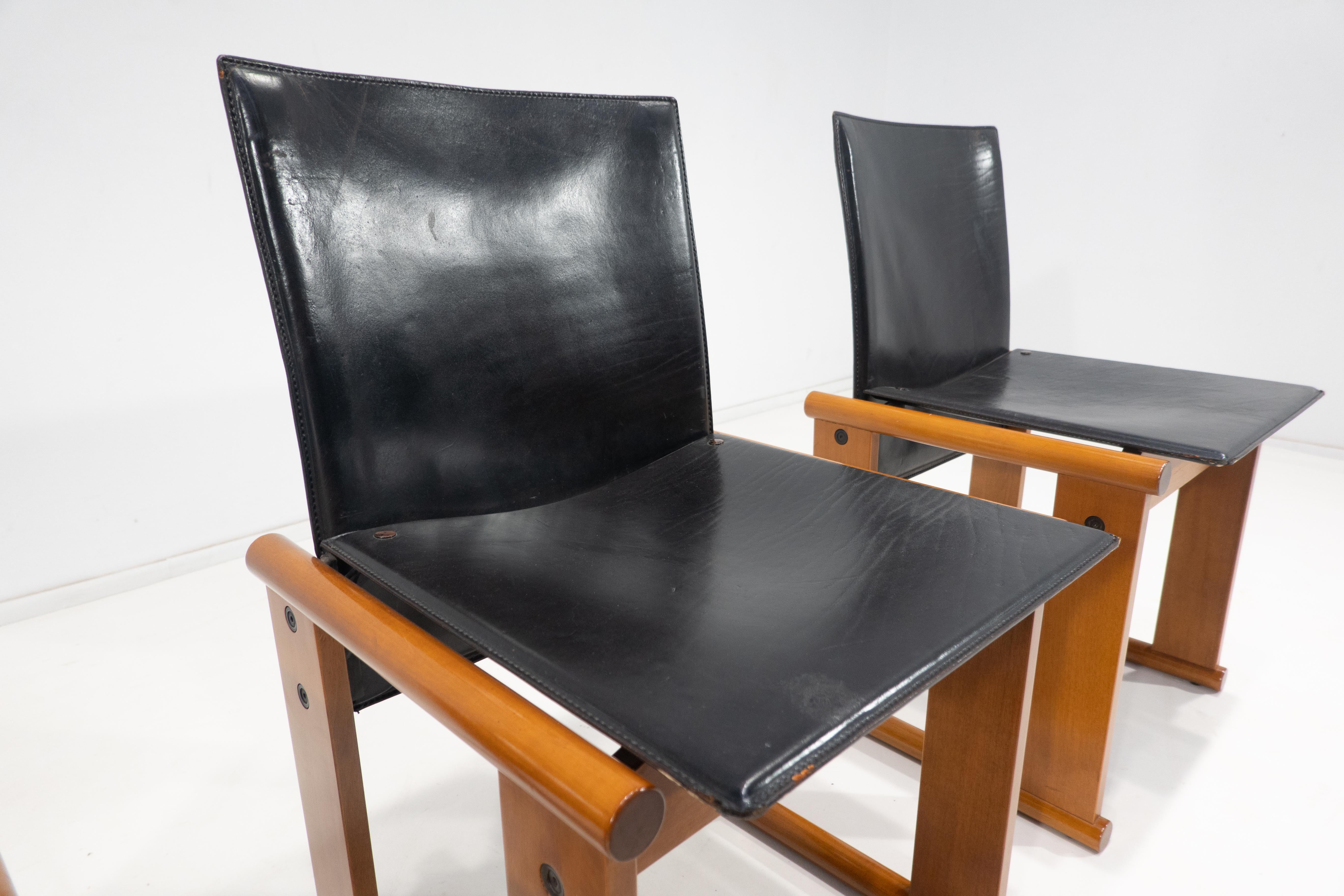 Mid-Century Modern Set of 4 Chairs by Afra and Tobia Scarpa, Italy, 1960s For Sale 3