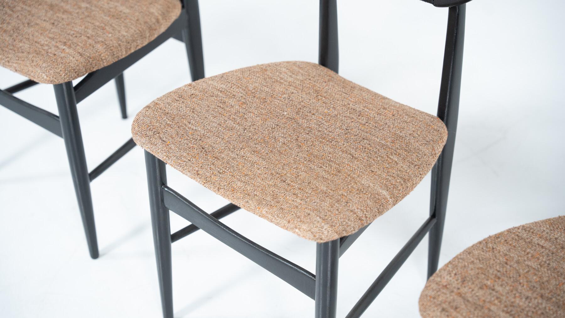 Ensemble de 4 chaises The Modernity de Hans Wegner, bois noir et corde, Danemark en vente 1