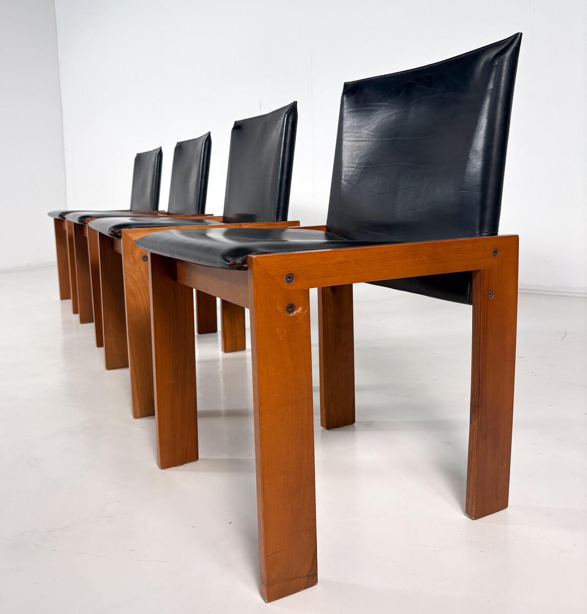 Ensemble de 4 chaises modernes du milieu du siècle dans le style de Scarpa, 1970
