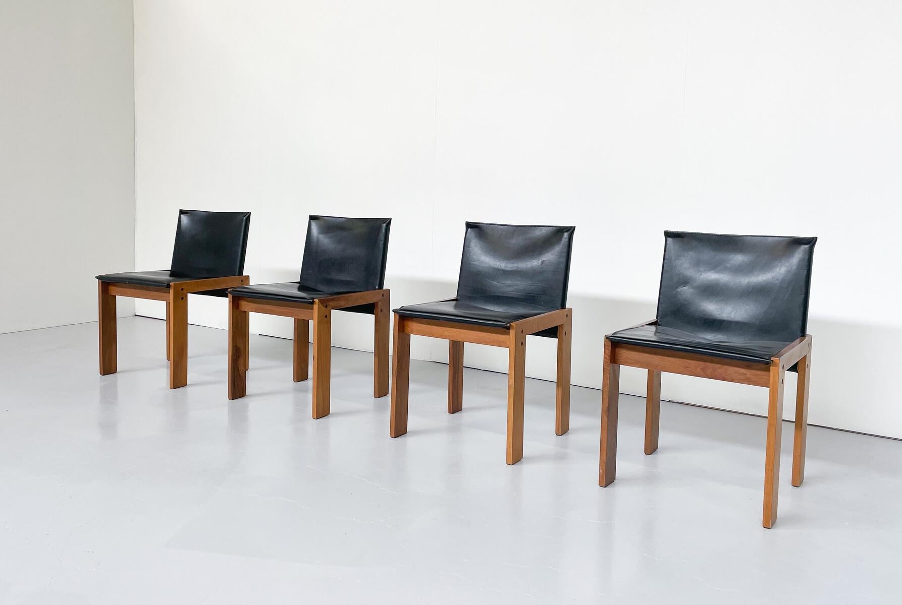 Mid-Century Modern Set of 4 Chairs in the Style of Scarpa, Wood and Leather, 1960s