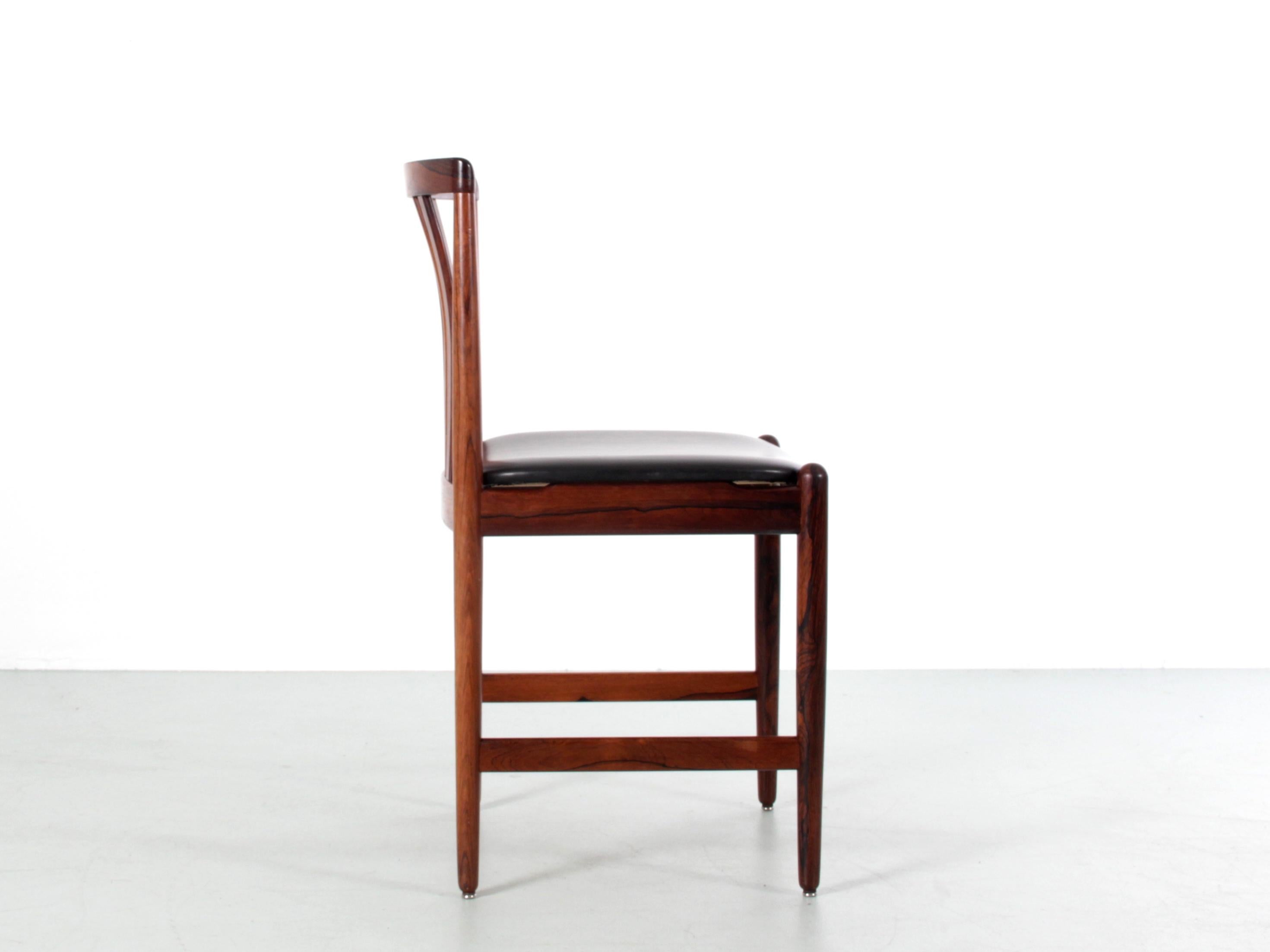 Mid-Century Modern Set of 4 Dining Chairs in Rosewood by Westnofa In Good Condition For Sale In Courbevoie, FR